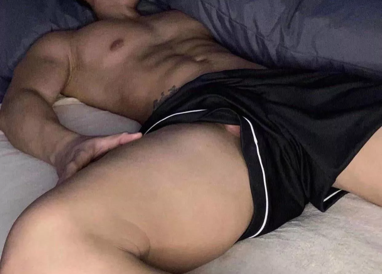 23 super horny Australian. Looking for gym bros,muscular or fit guys to bust my 4 day load with on live usually no face.I precum heaps. Send Asl body pic. Pls be willing to cum live. Love muscles. Add Snapchat:archdaniels2021 posted by CustardBest4215