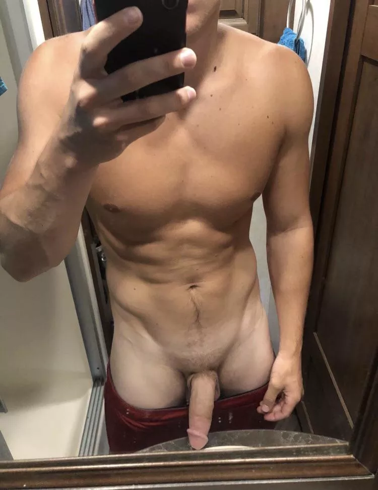 23M college athlete seeking new subs, HMU with a little about yourself posted by 18dom-6