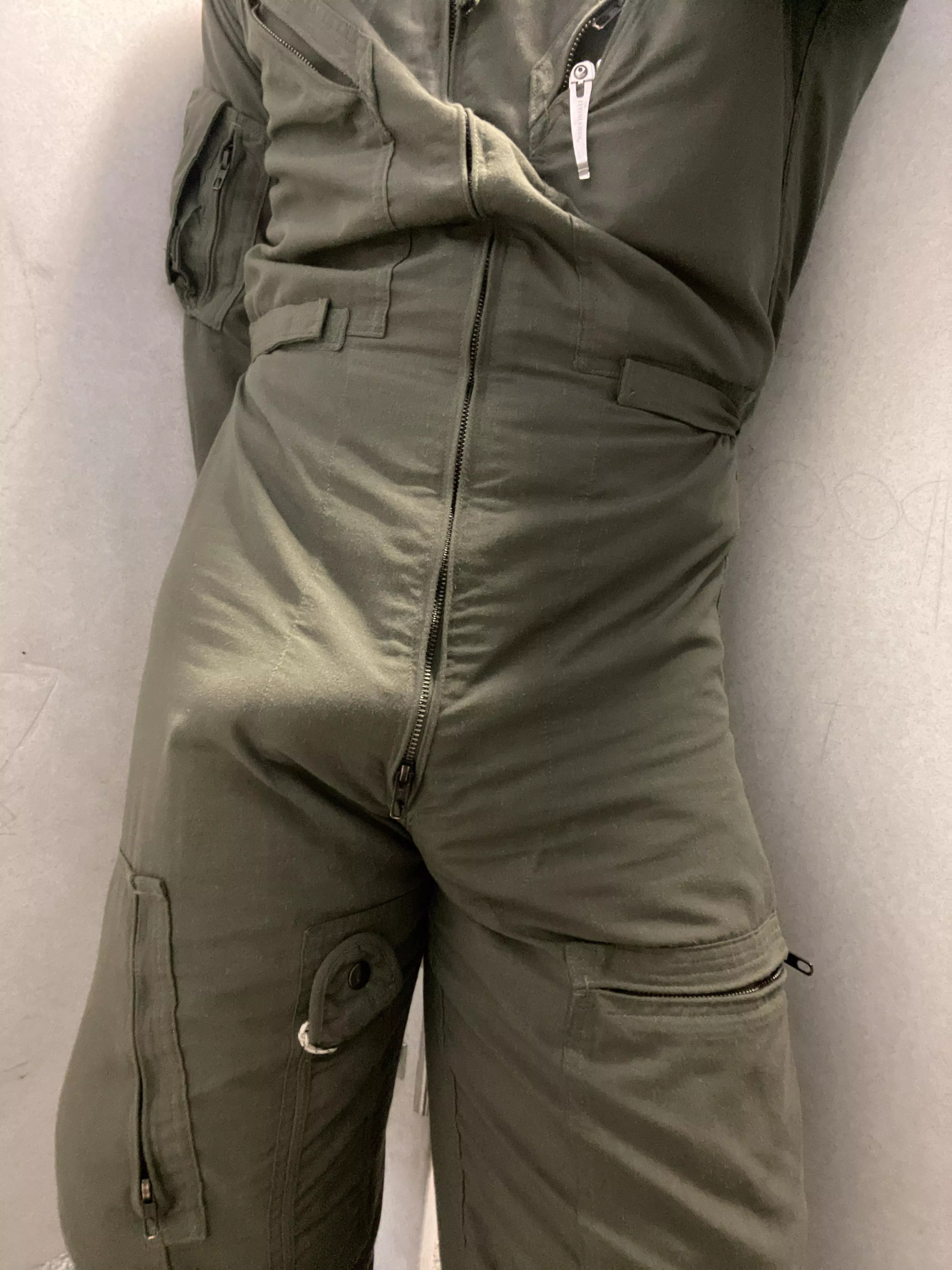 24 Help [M]e get my flight suit off? posted by Swishtrap9900