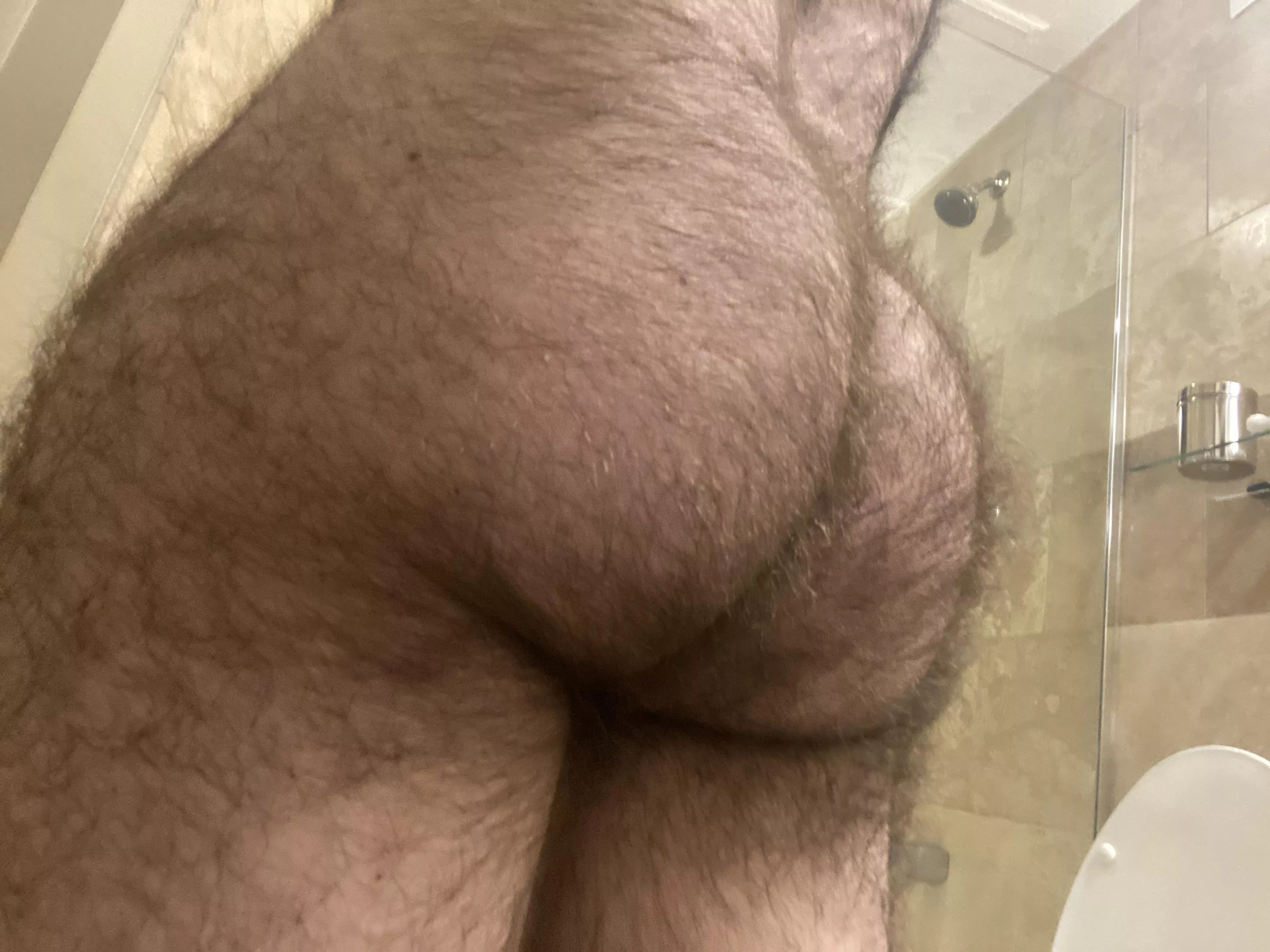 24 in shape with a big tight furry bubble butt. 😈 I’m horny as hell, DM me or add my snap: Kcttr0 posted by Kcttr0