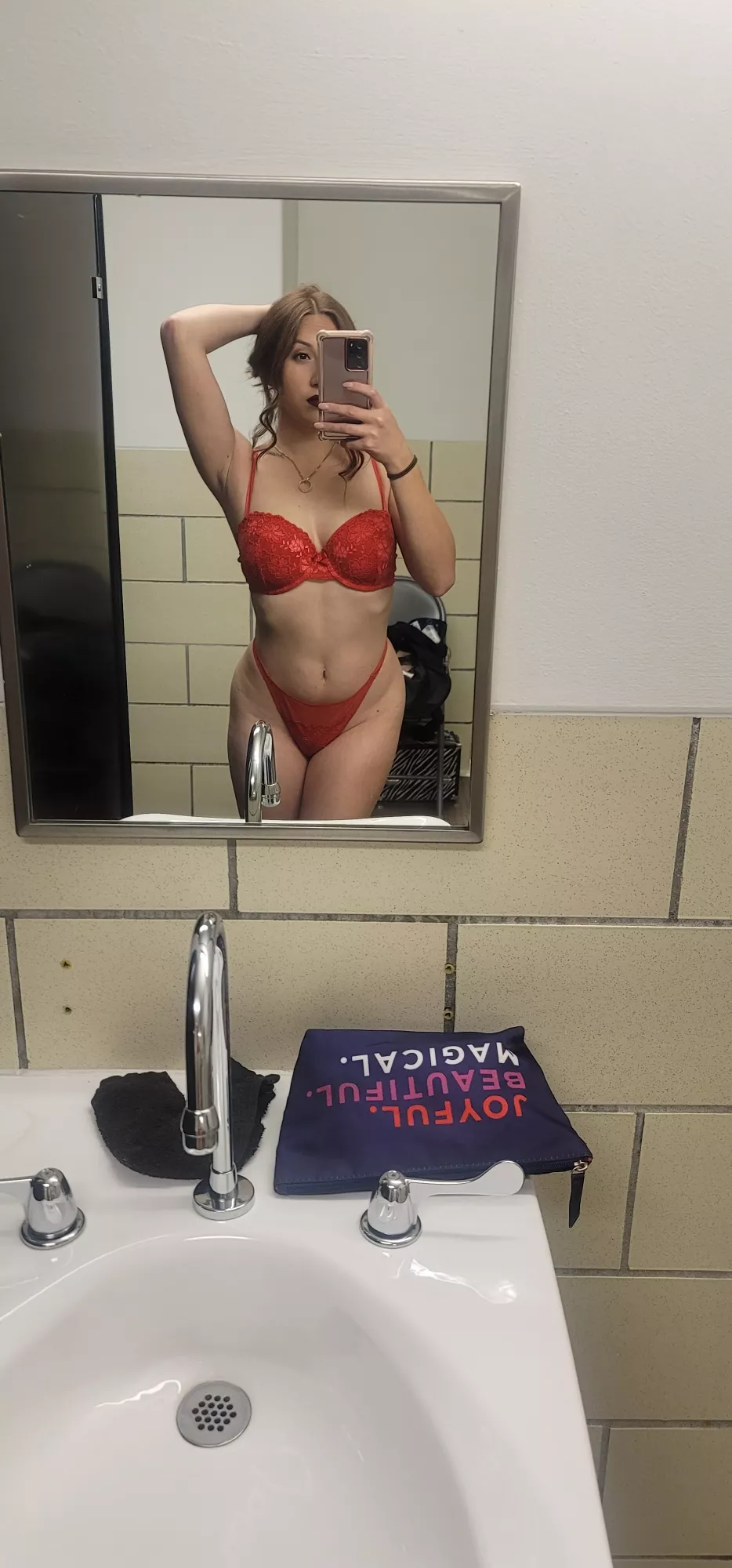 24f how does mine look? Let me know! Pms always open :p posted by Radiant-Head1929