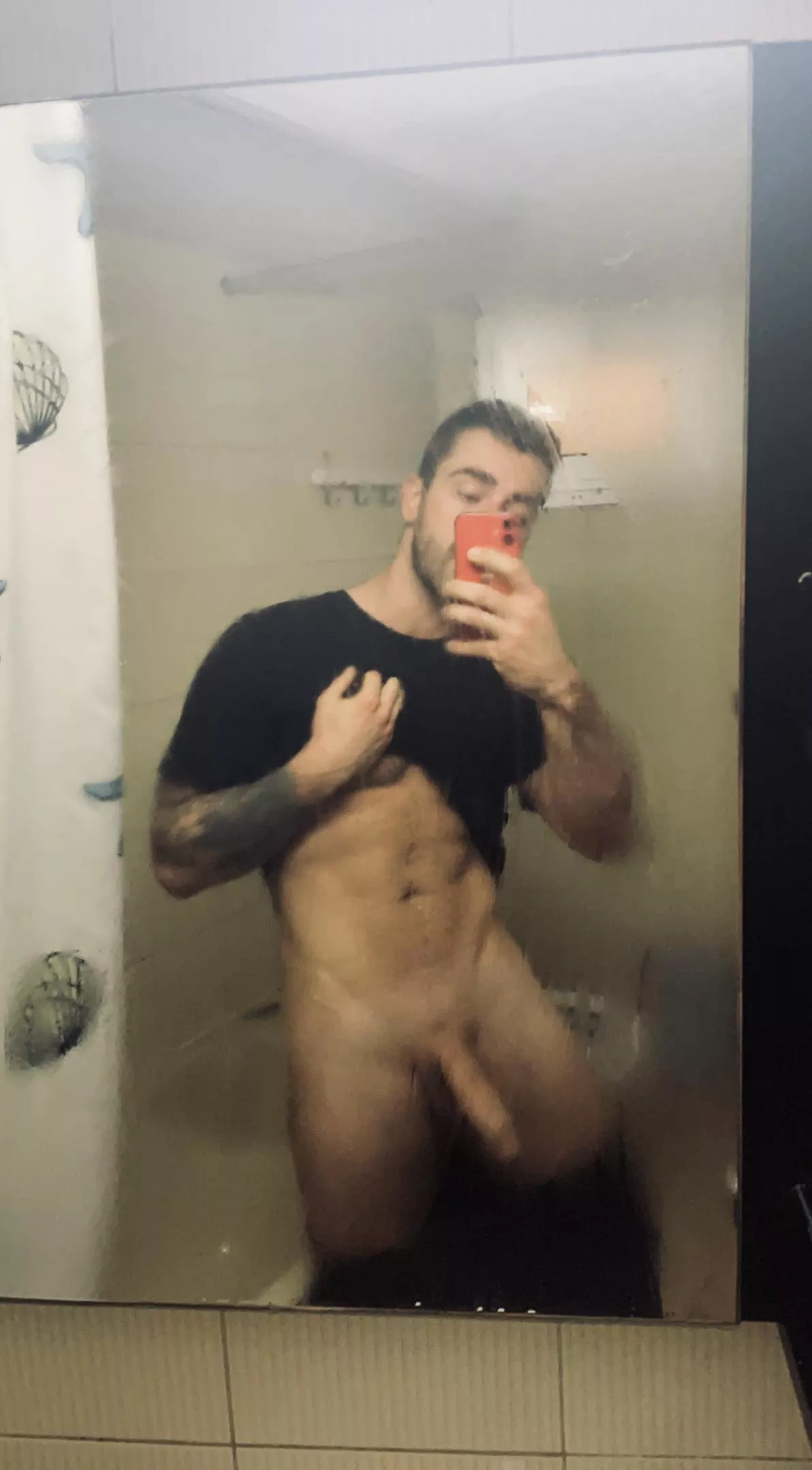 24M, let's chat;) posted by Fit_Cancel_8129