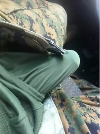 24yo horny marine here DM me guy's posted by jojob69