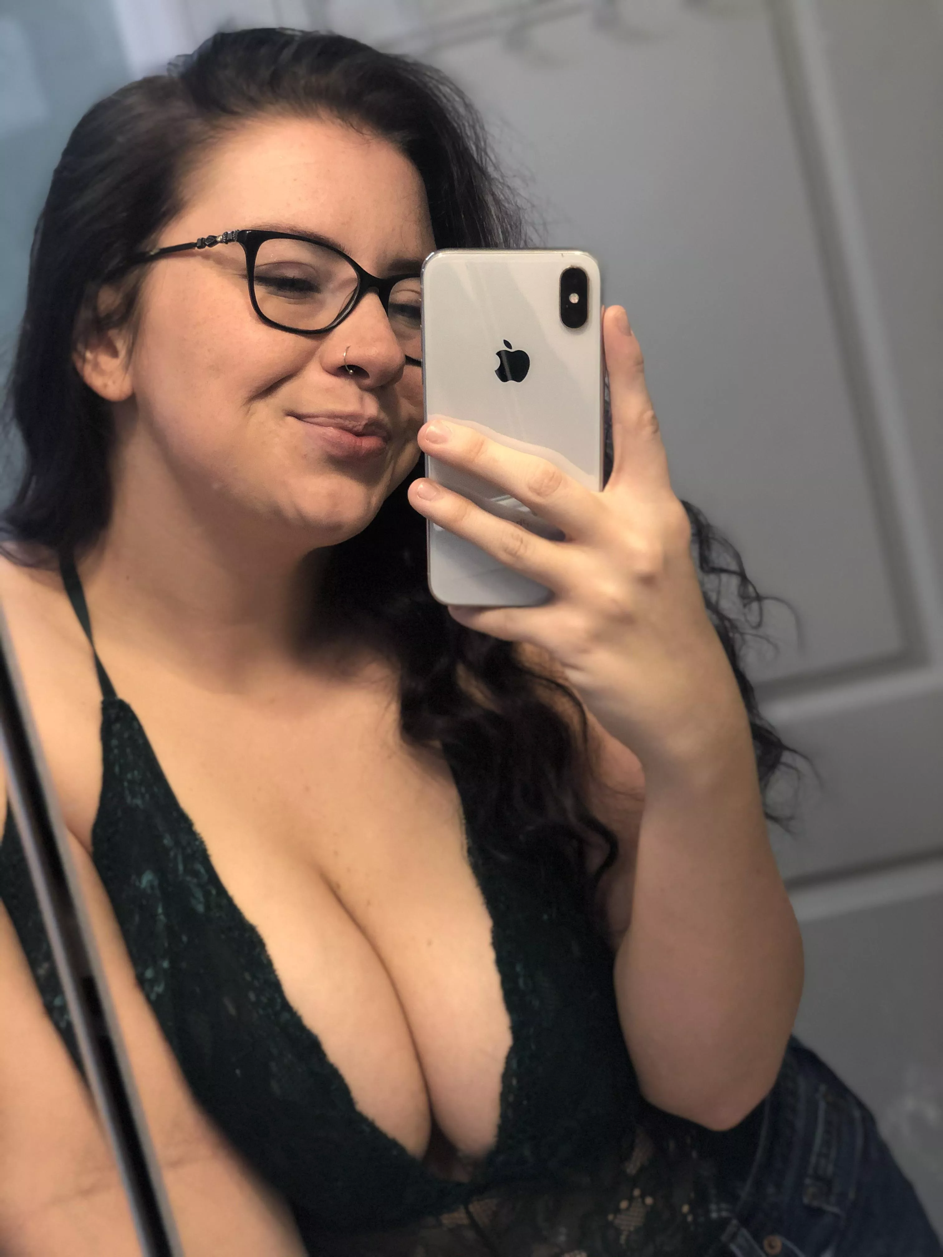 25F popping out posted by demondemi