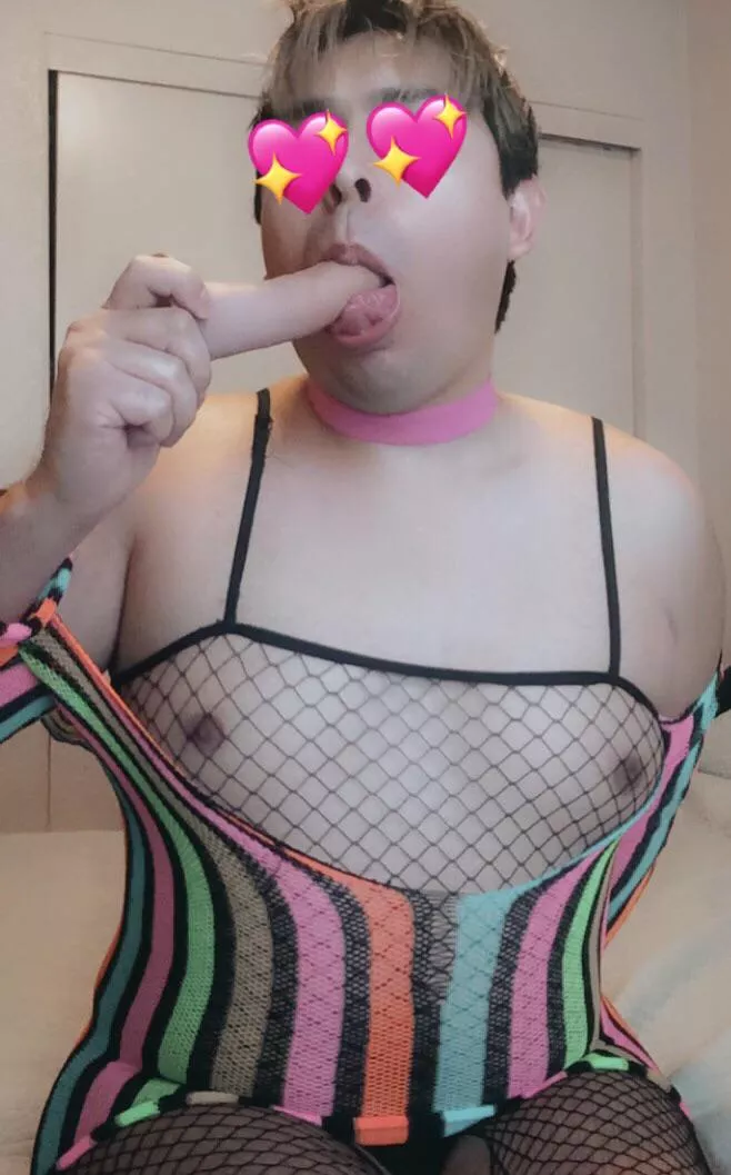 25yo Latin Cross Dresser sucking live 4 u! 👅💦 posted by suckslave4u