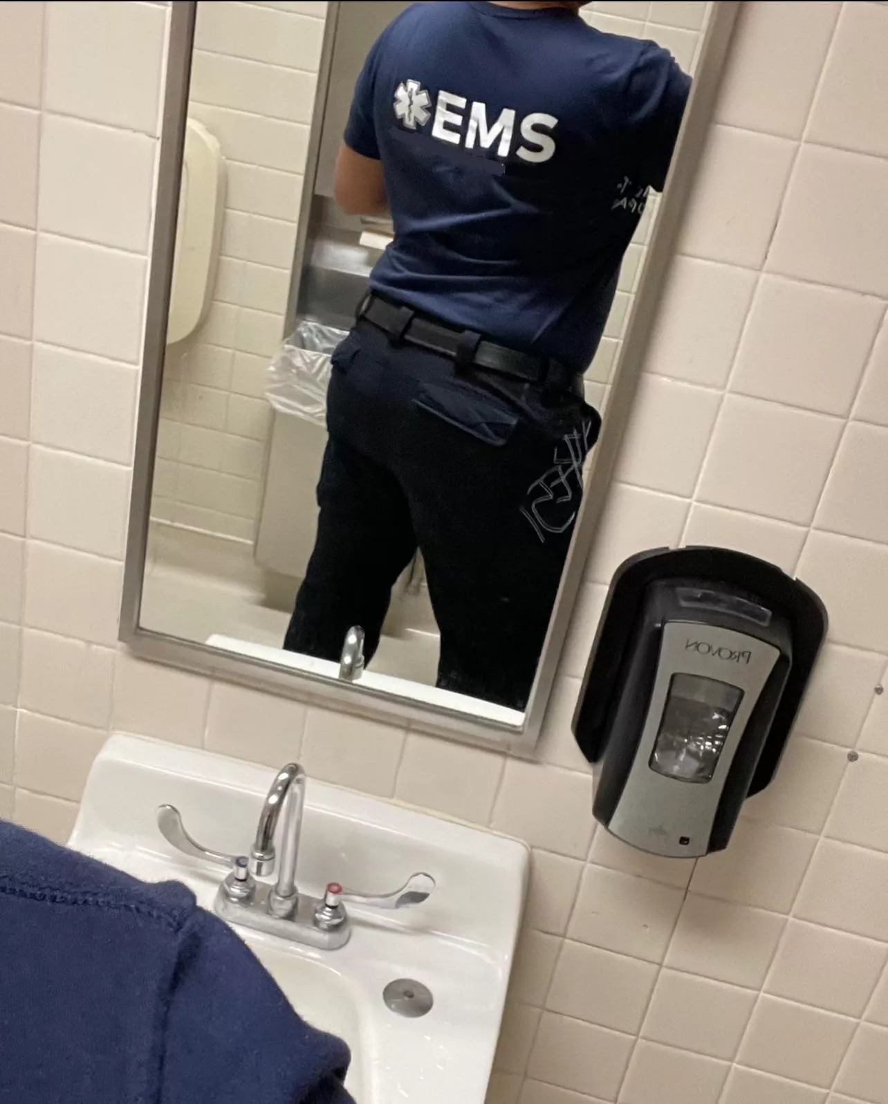 26m- Can you show me around the Firehouse? Might show you something too…🍑 posted by latinboy2