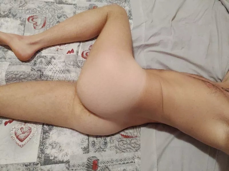 [27] It's been a while since last ass pic, I'd like to know what you think about it. posted by 94catena