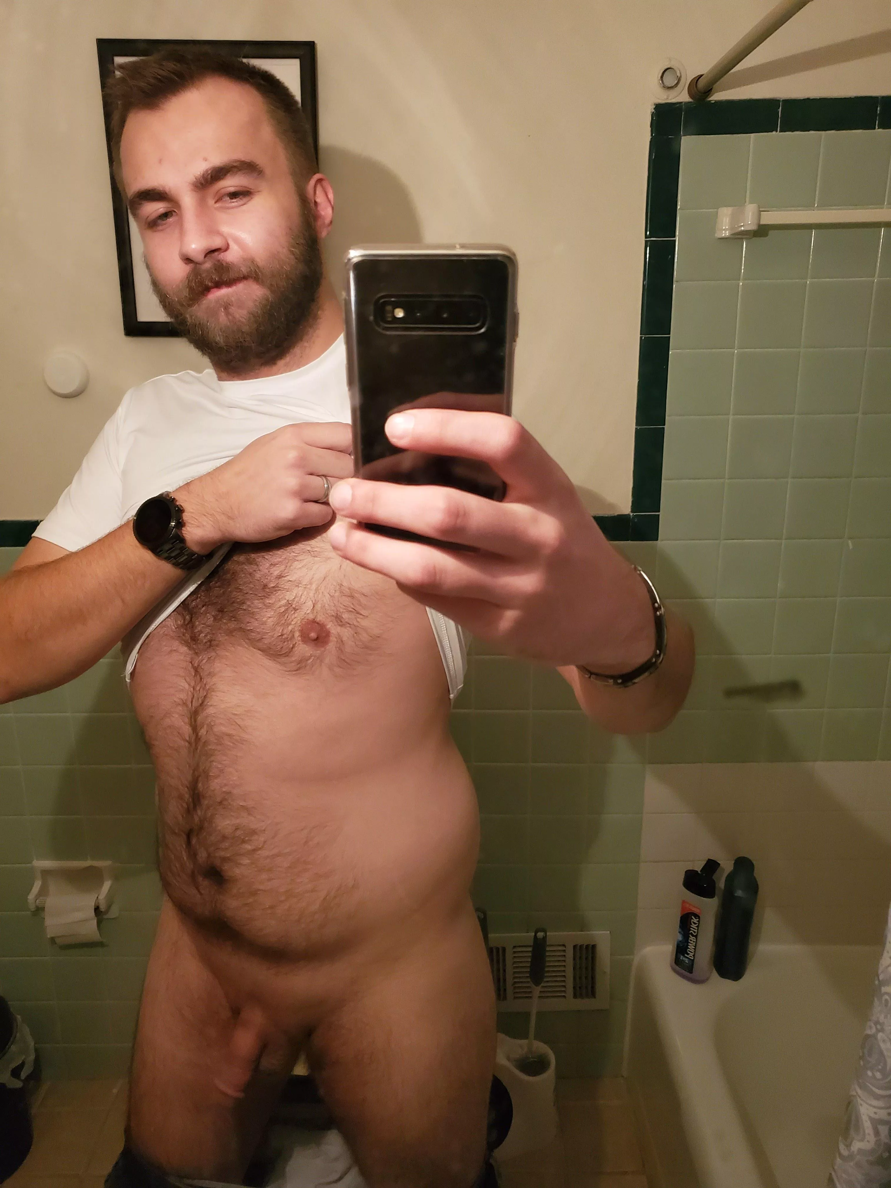 28 cub here looking to chat with the bears 🐻 dms open posted by mcopester