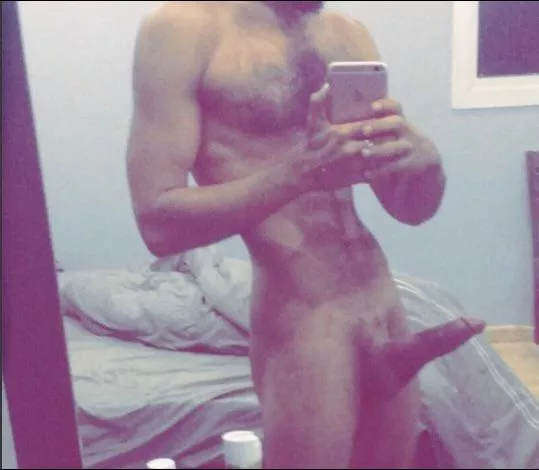 28 dom top for manly looking/acting slave…. kik Rahaf_1475756 posted by soultanbolom33tt