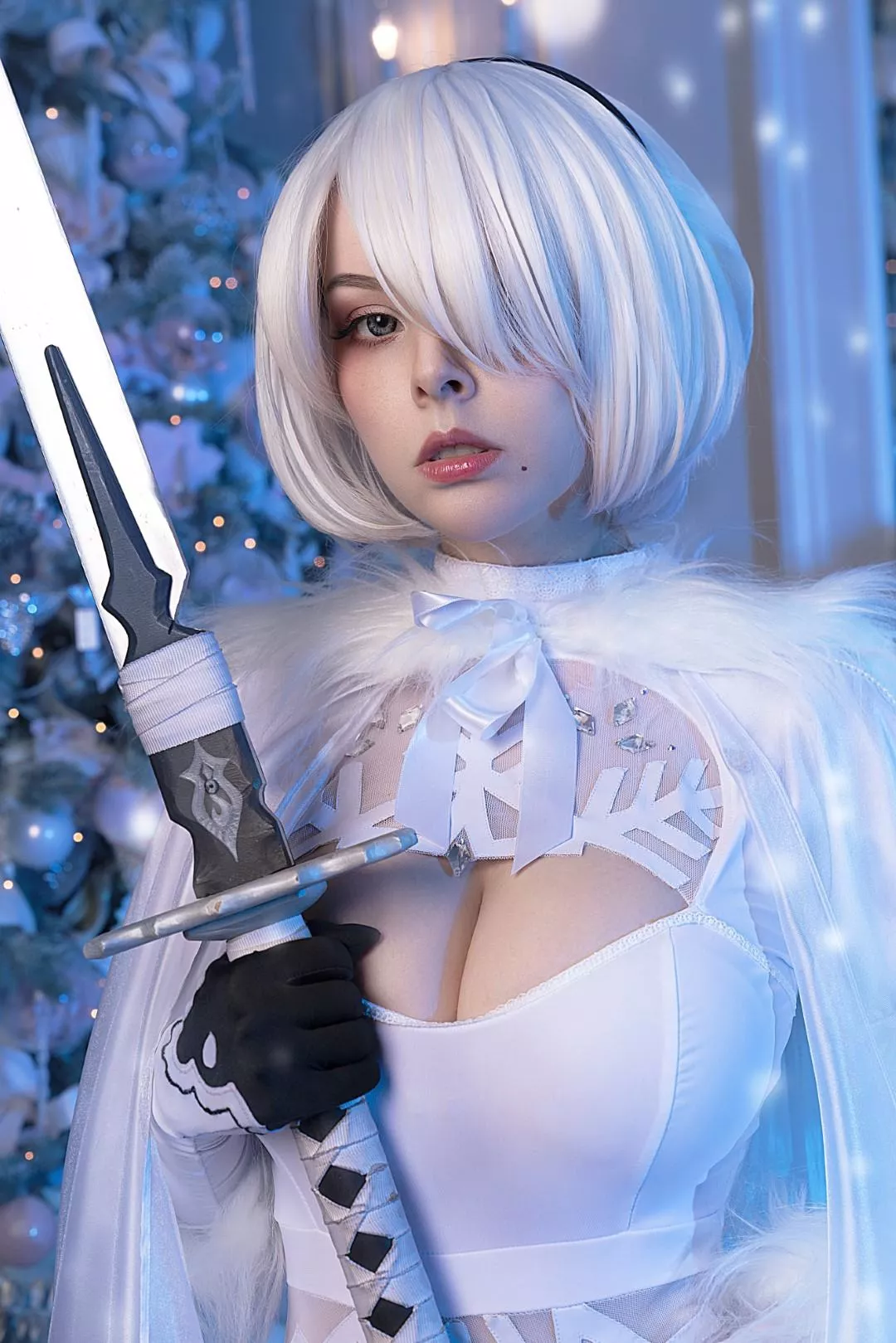 2B by Disharmonica posted by Acriasl