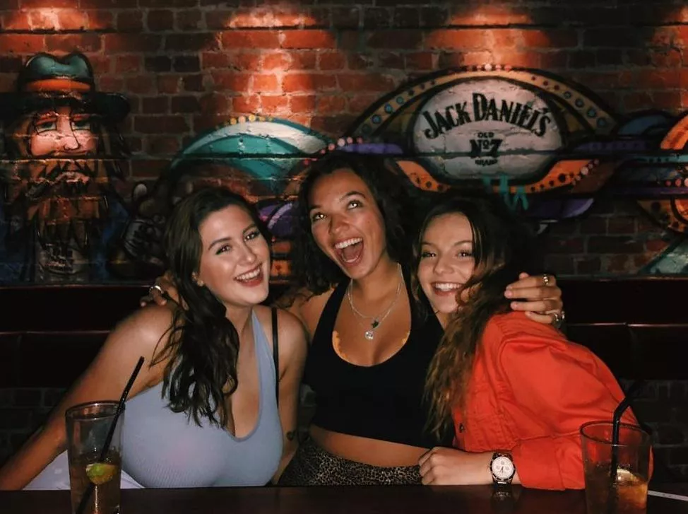 3 girls out for drinks posted by MarvelFanBoy1991