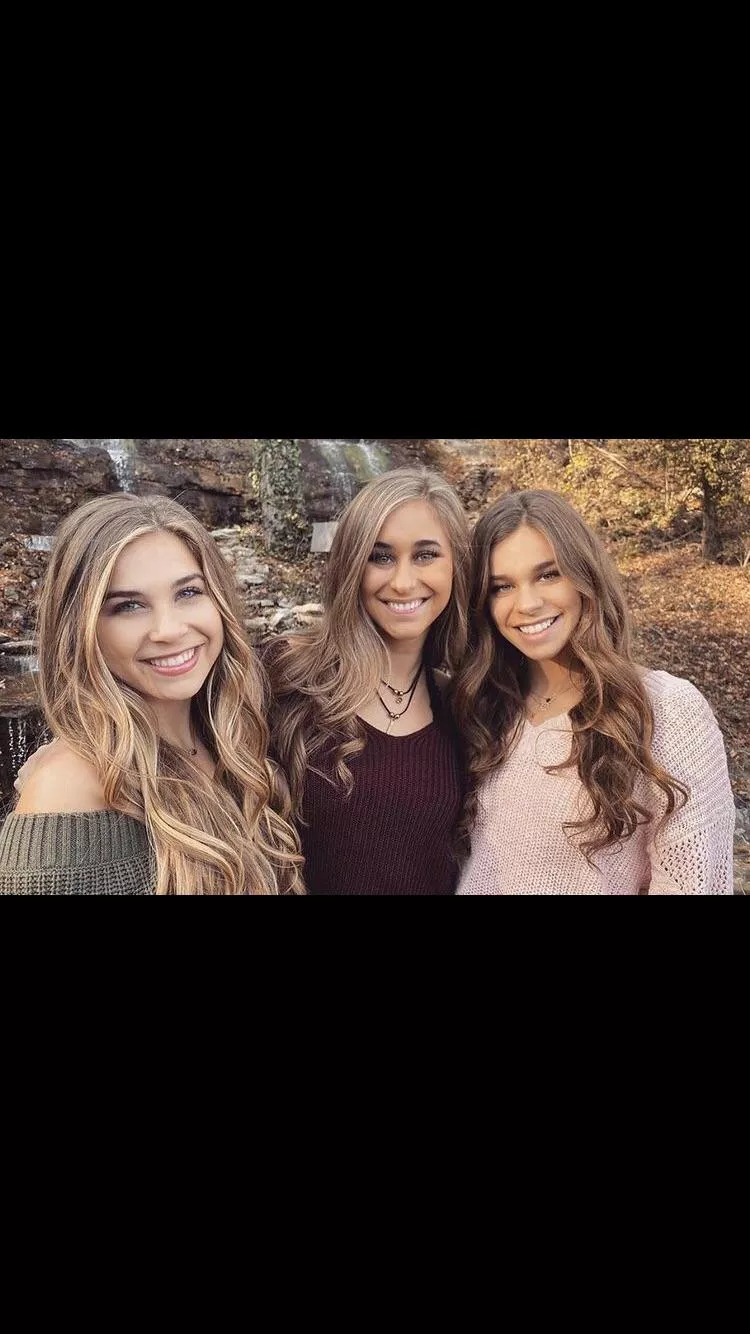 [3] Sisters 😻 posted by Everything_Porn_