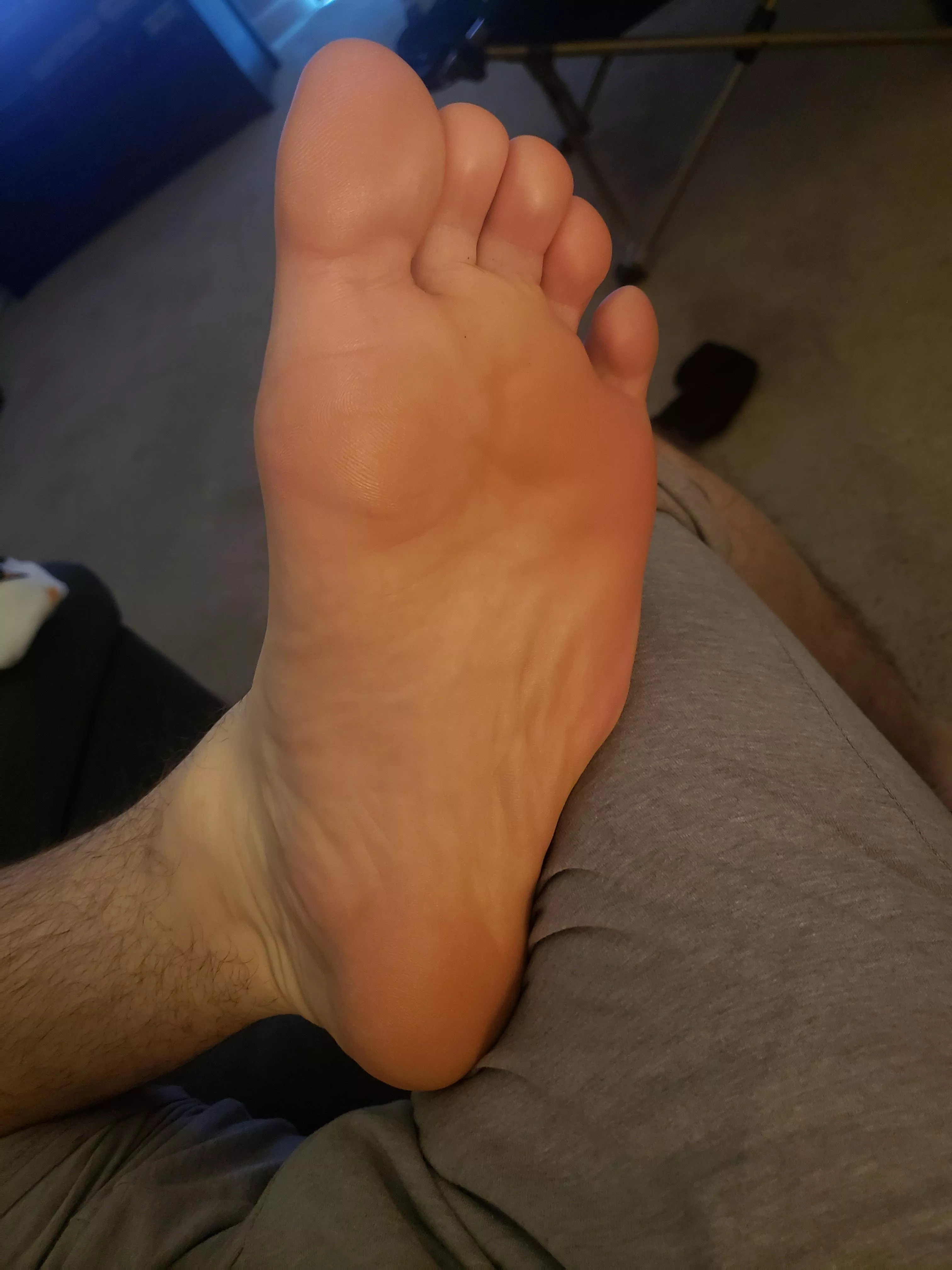 30 m anybody like these feet? Chat is always open, I also have Snap. posted by gaykinkswitch