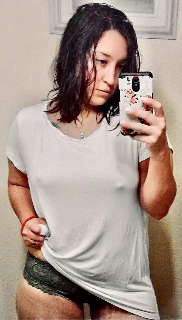 30F Love my wife’s body. Anyone down to use her up?? posted by sti2019--