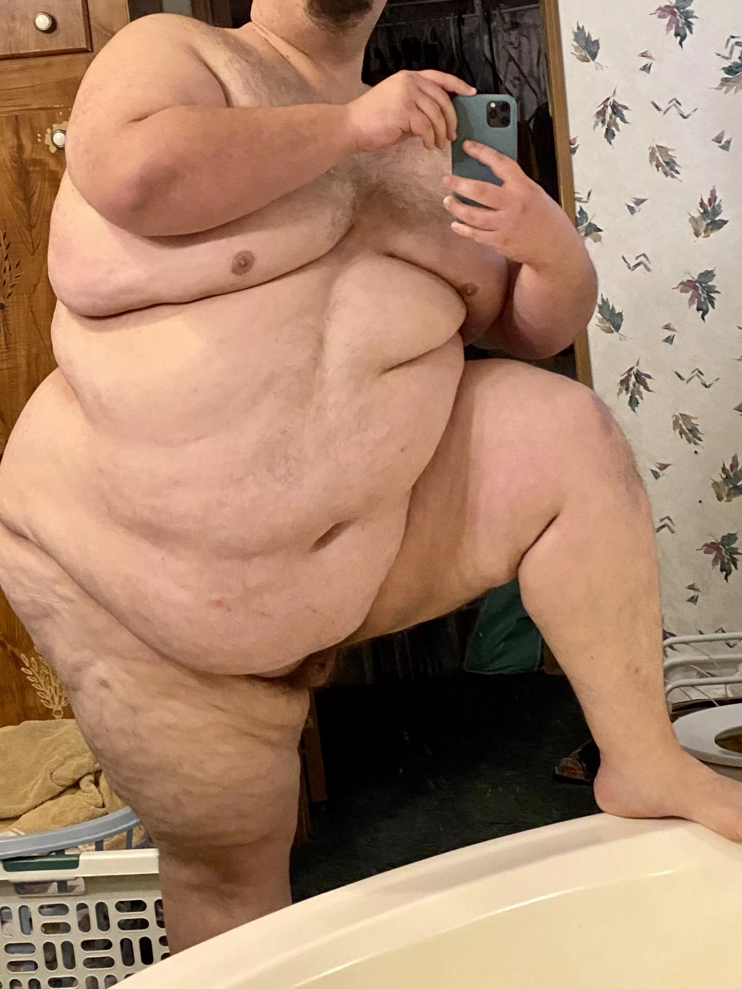 30M- Happy Valentines Day! Any ladies think big guys are sexy? posted by CajunDirtyZaddy