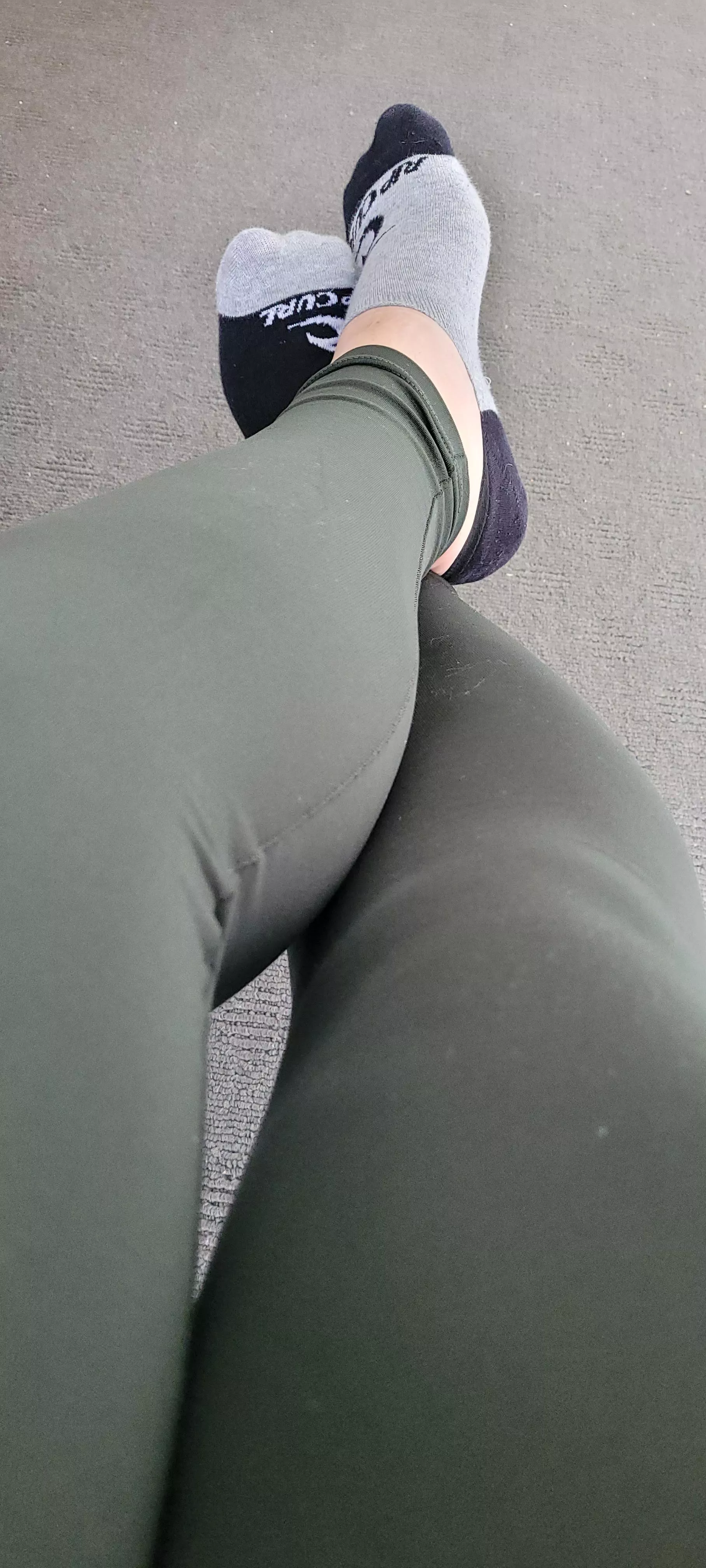 [30M] So I did a thing today, and bought myself a pair of casual leggings 😈 posted by Logical-Milk-2004