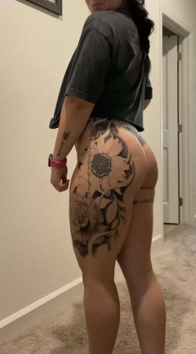 31 year old ass ðŸ‘ðŸ˜ˆ posted by AdministrativeBid29