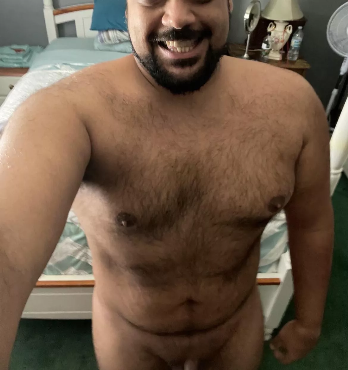 32M - chubby, brown and hairy is what I am. posted by Ok-Manner6426