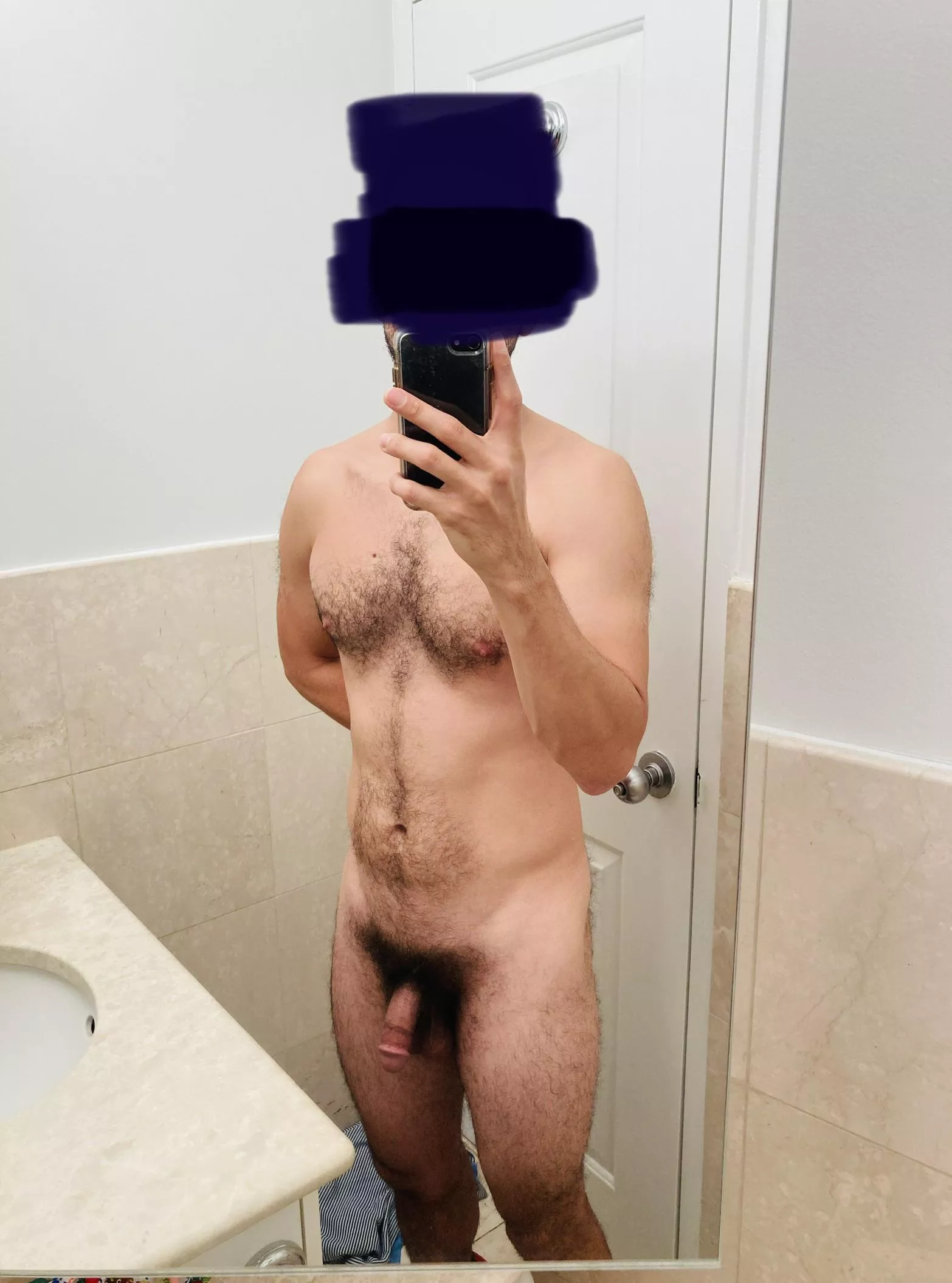 33 M, 5’7, 150 lbs posted by Independent-Ad3588