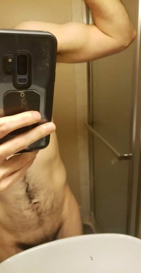 34 - Just started working out and constantly bored and horny. posted by xalldaylongx