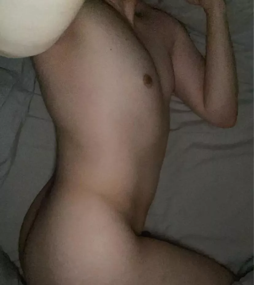 [34] M4M sub bottom with dinner warmed and ready. posted by ArrivalPurpleXXX