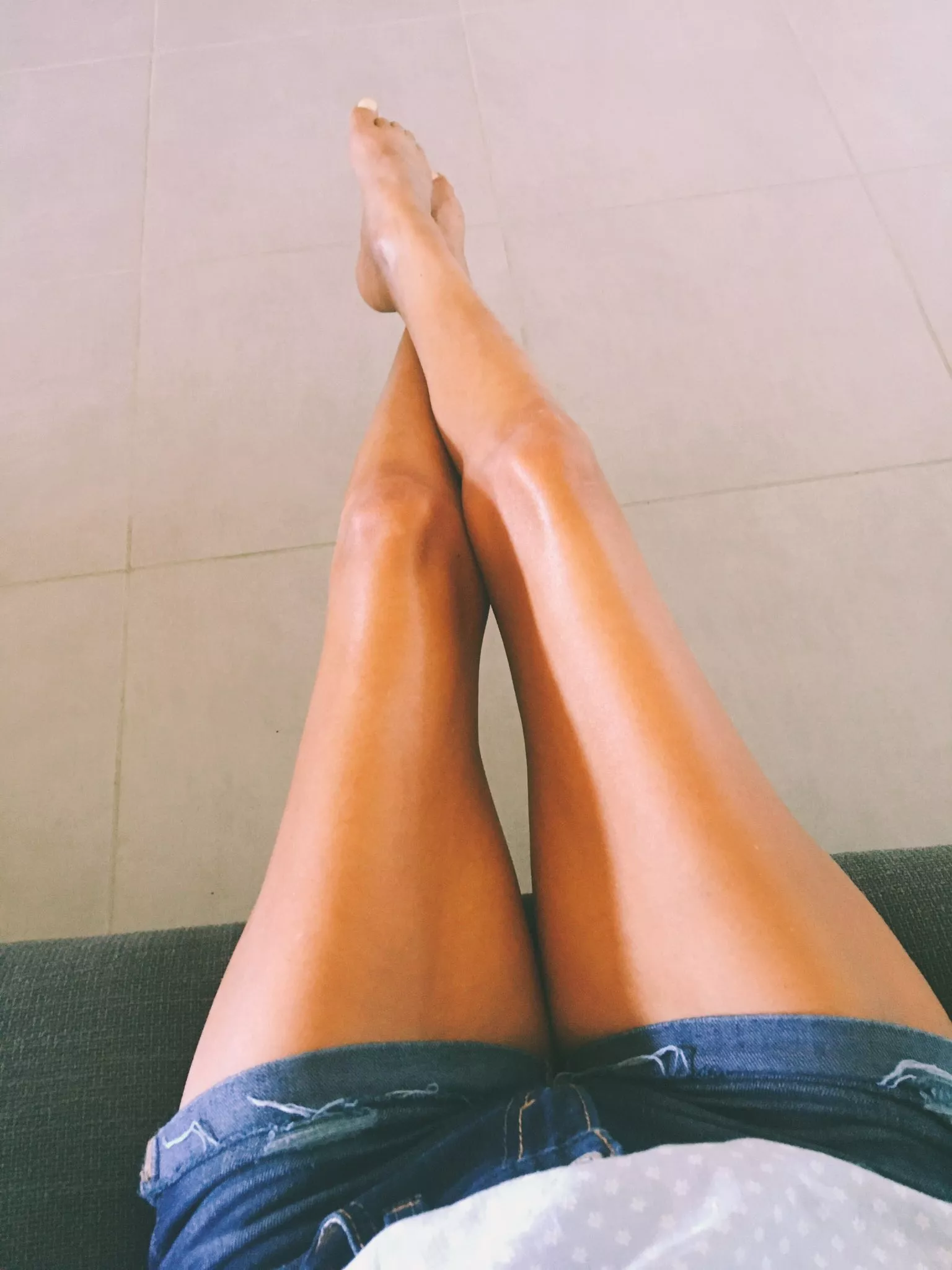 34 year old mom of 2. I work hard on these legs and my ass ;) Would you notice? posted by fergownsjim