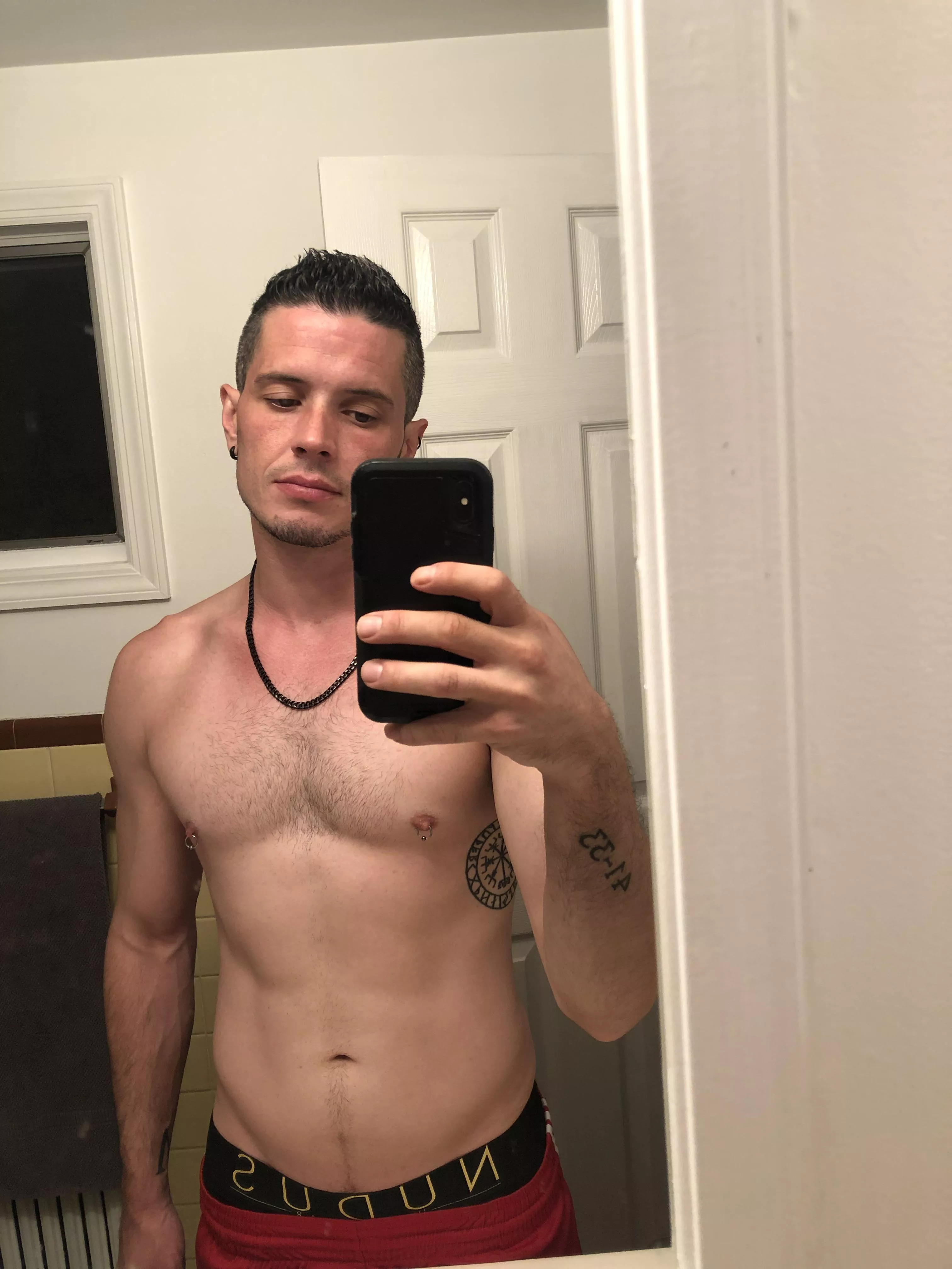 34M not much confidence atm. Tryin to build it back up lol posted by ThisAintSparta12