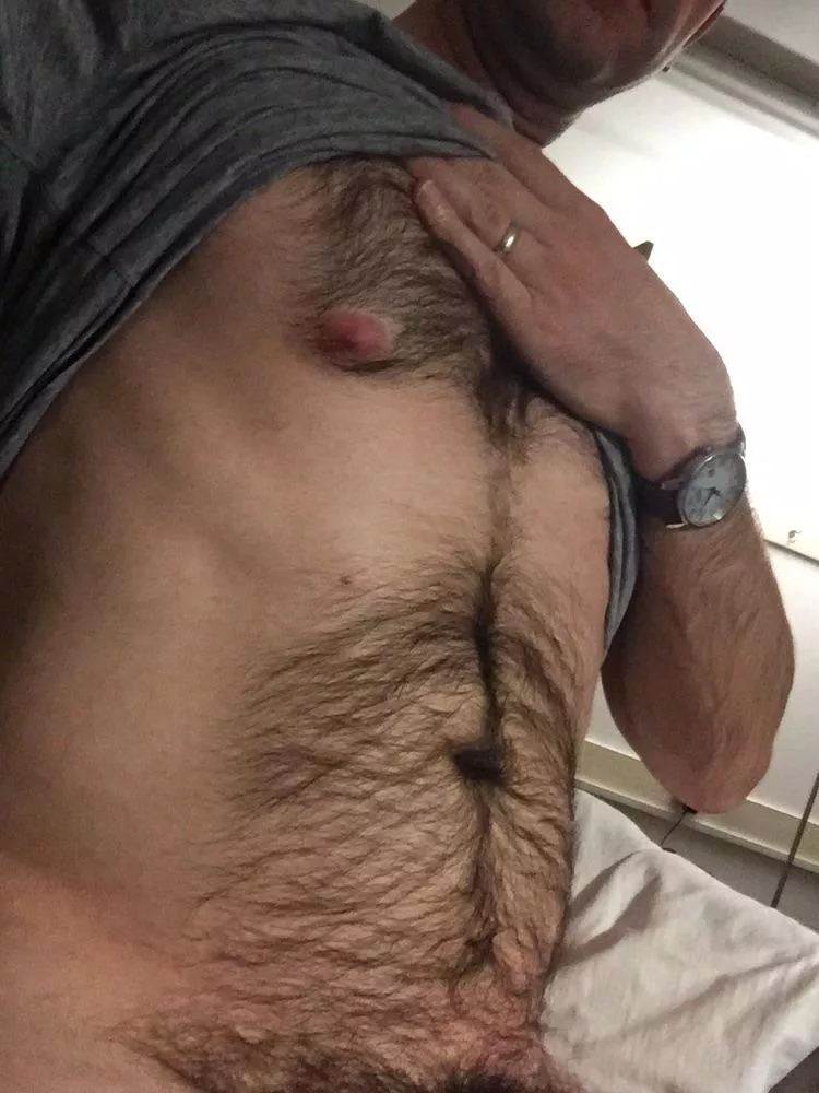 35 [M4F] Maryland / Germany. DM me and we can play ;) posted by Few_Reply7172