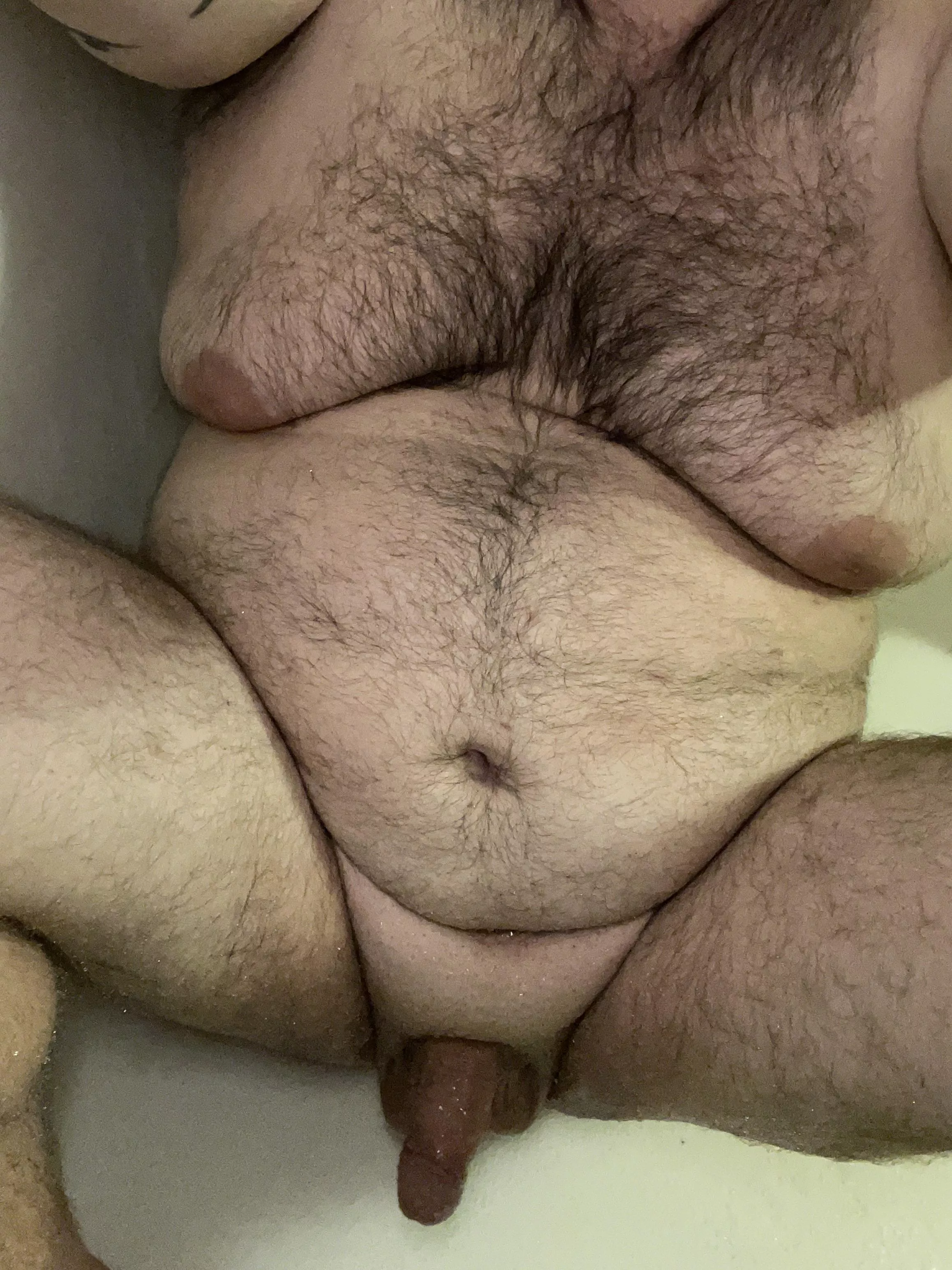 36 [M] shower pic happy Friday posted by ajcarp