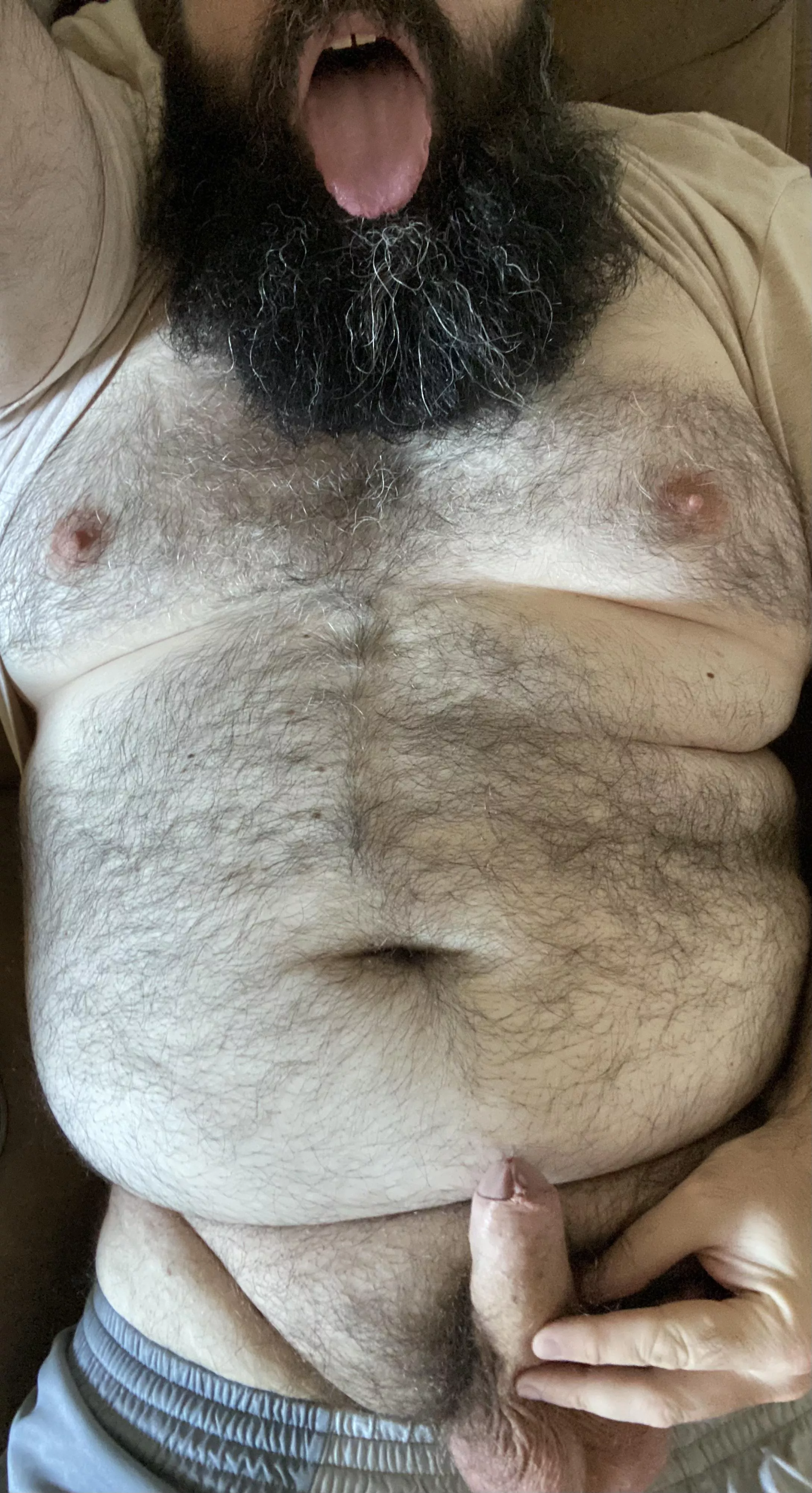 38, would you rather cum down my throat or all over my chest? posted by harrybottom122