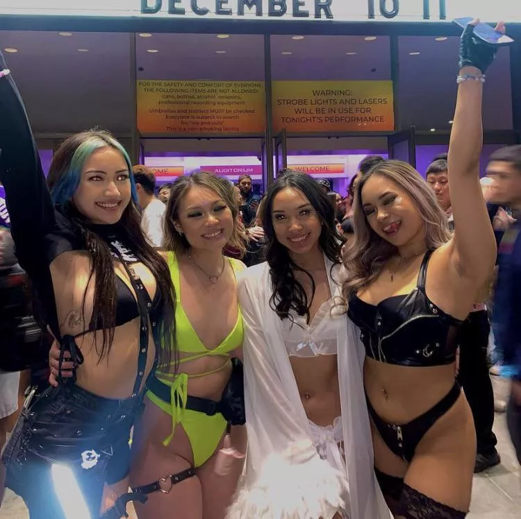 [4] Asian Rave Girls posted by rikkux2