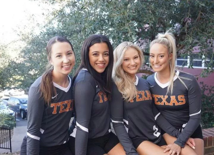 [4] Texas Girls (Left to Right) posted by Resident-Low-2261