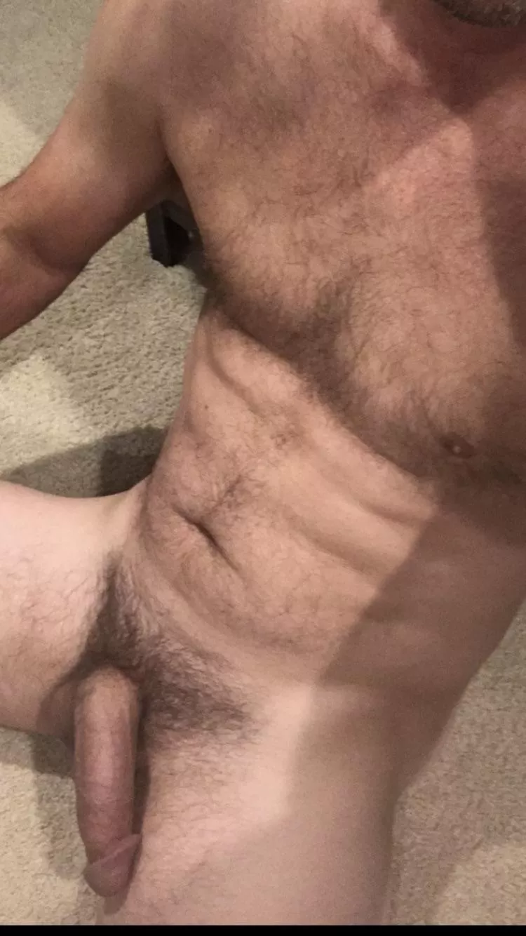 [41] Cum hang with Daddy😜🤷🏼‍♂️ posted by Laidback2007