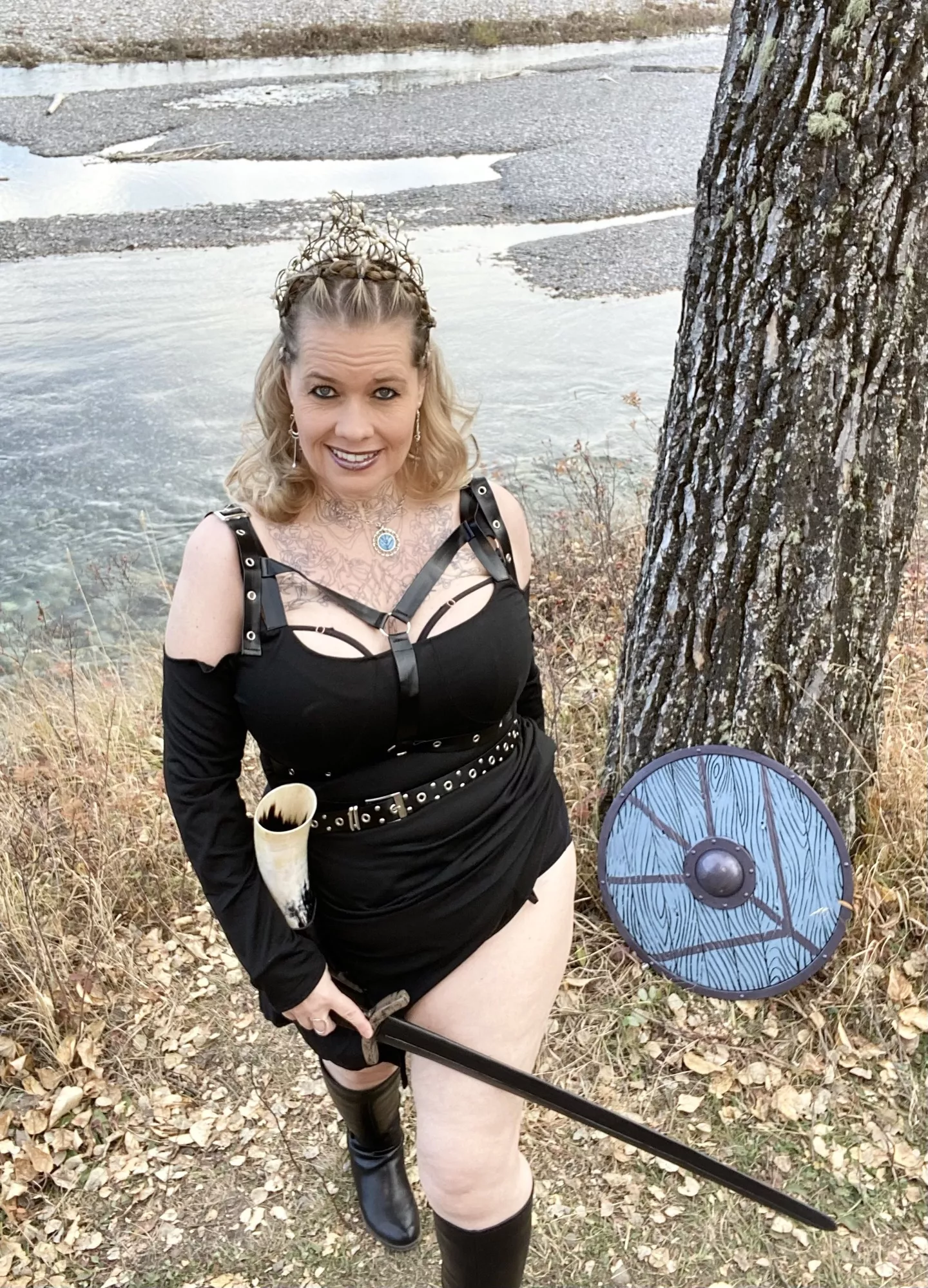 (41) My Halloween costume; Lagertha from Vikings. I have Norwegian heritage - we Vikings know how to fuck 💋 posted by Traci_Love