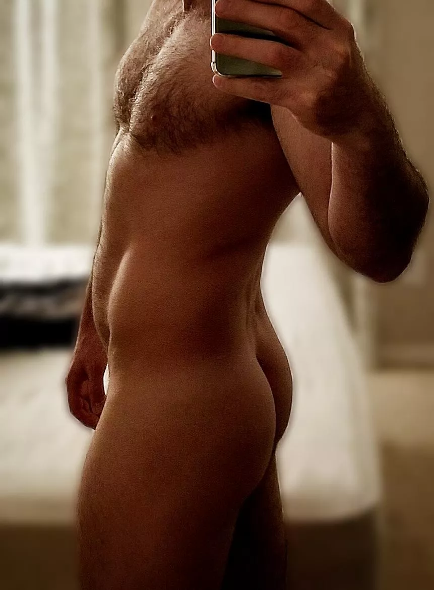 [41] My pecs are hairier than my ass 🤷🏻‍♂️💪🍑 posted by GreekYogurt95