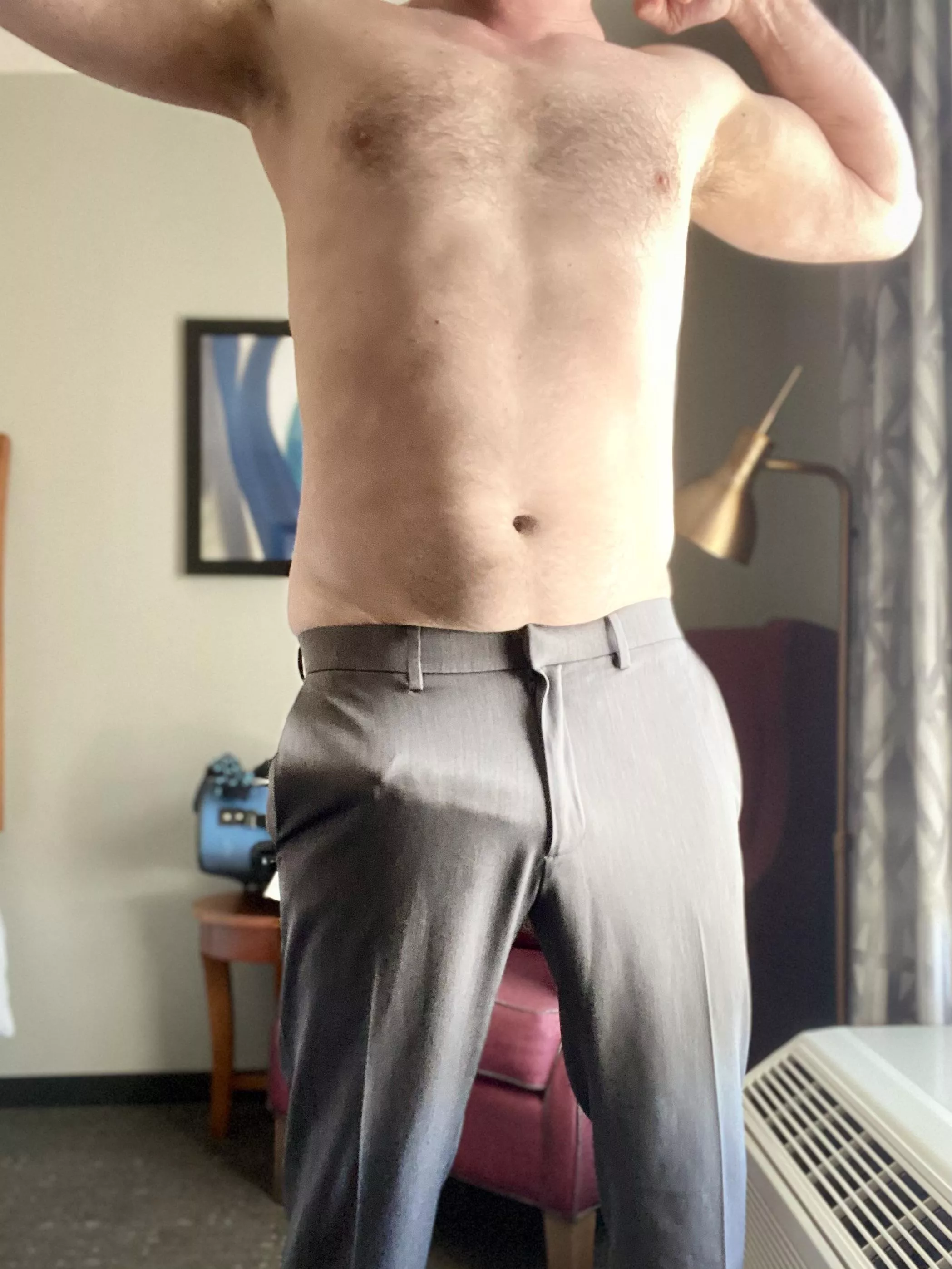 (41) nothing like a good stretch in the morning…😏 posted by bostondaddy09