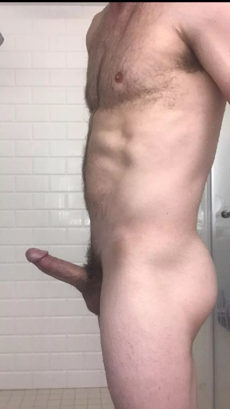 [41] Who wants to join Daddy in the shower to finish me off for the day😜🤷🏼‍♂️ posted by Laidback2007