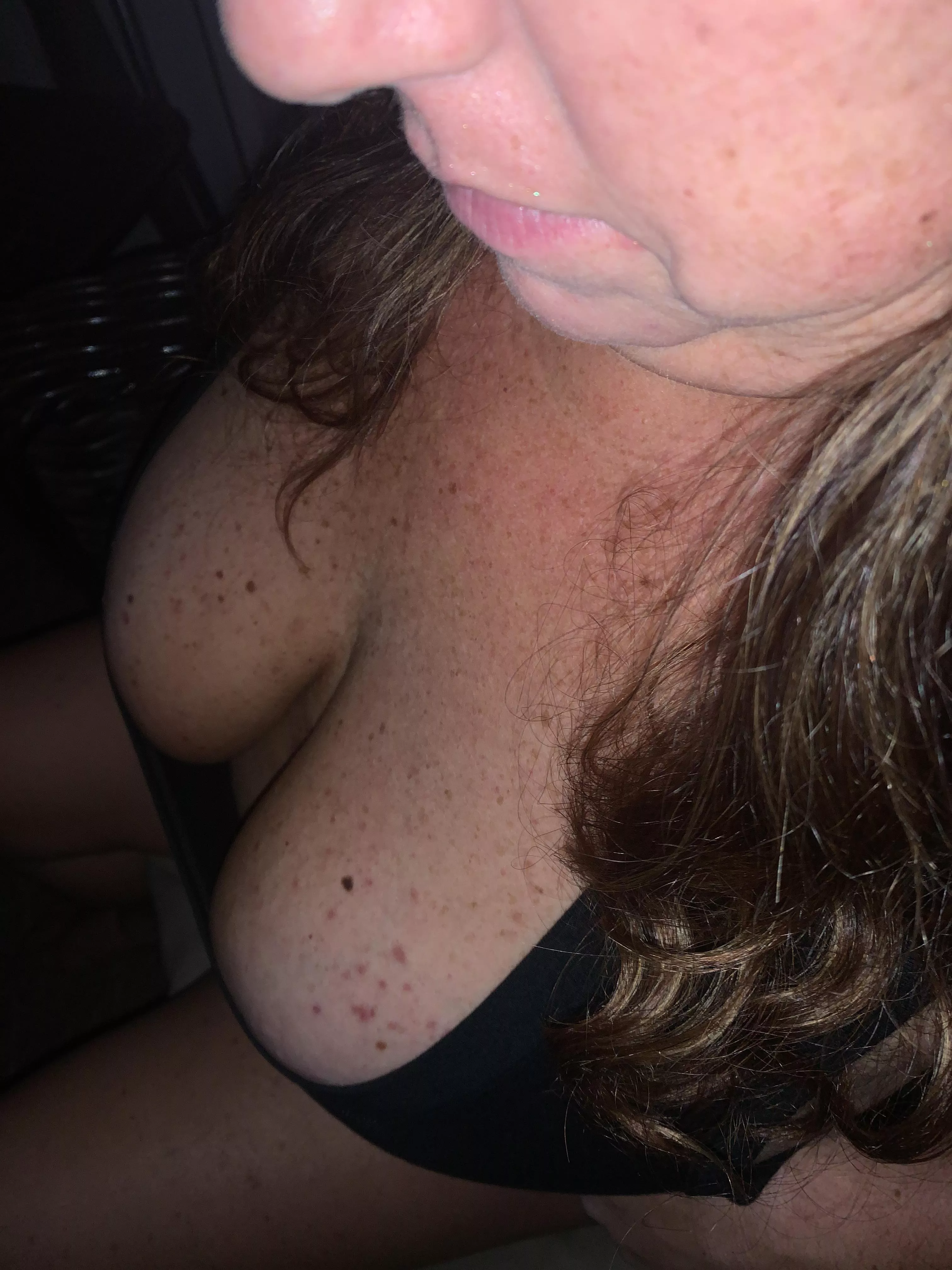 41(F). Was definitely feeling friskier by the time the night game was kicking off…🥳😈💋 posted by bellebottoms79