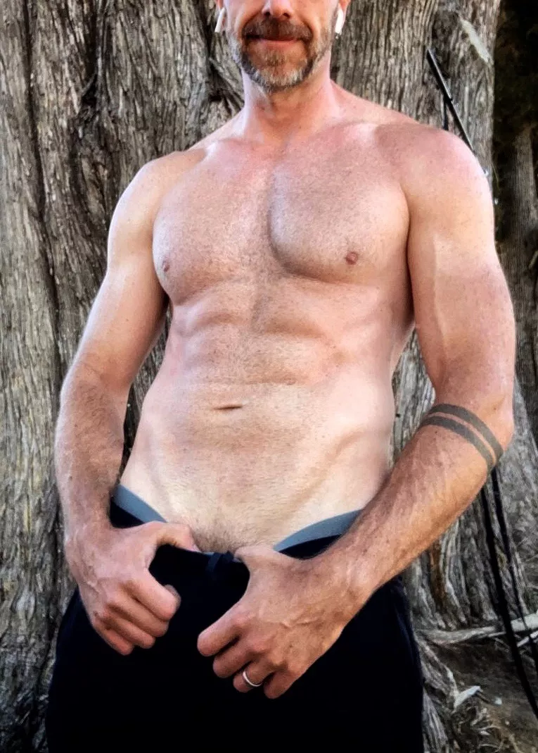 [45] Anyone want to join me outside for a hard workout? posted by OmStudly