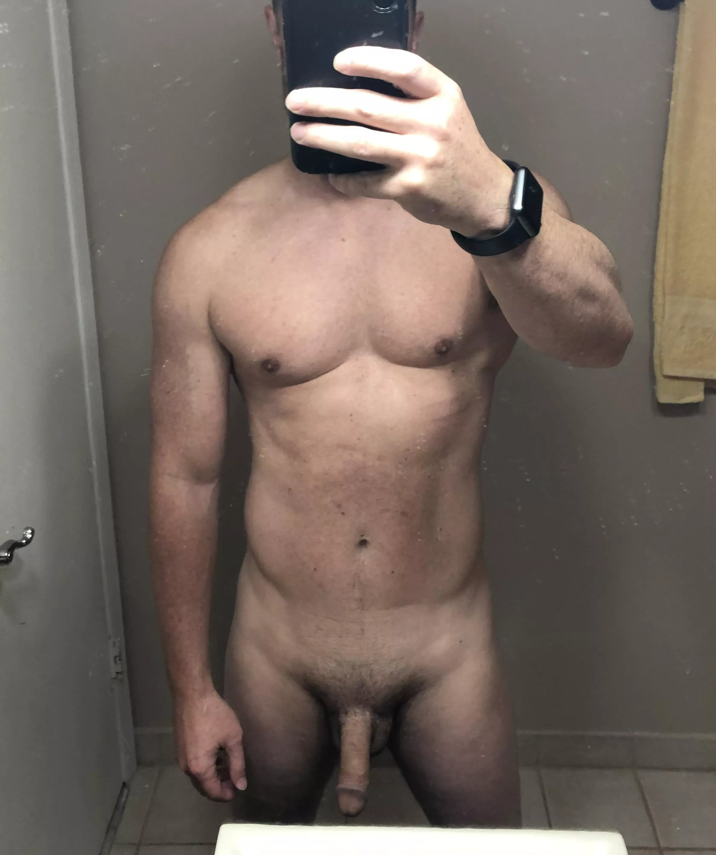 45M. 5’10”. 165. Normal nude Sunday edition. posted by hdpckr82