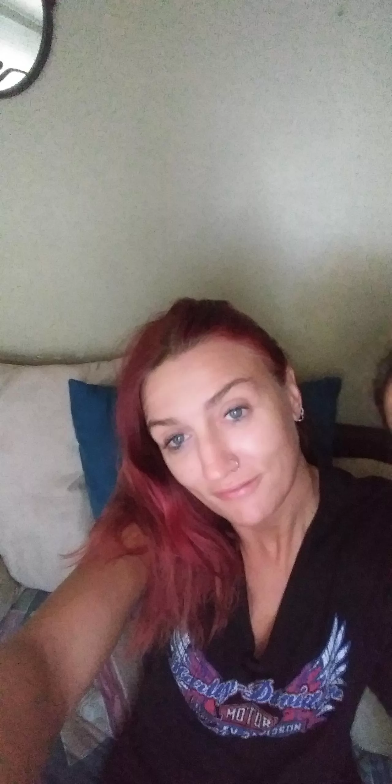 (46)(f) no make up what you think posted by sexyasshotwife