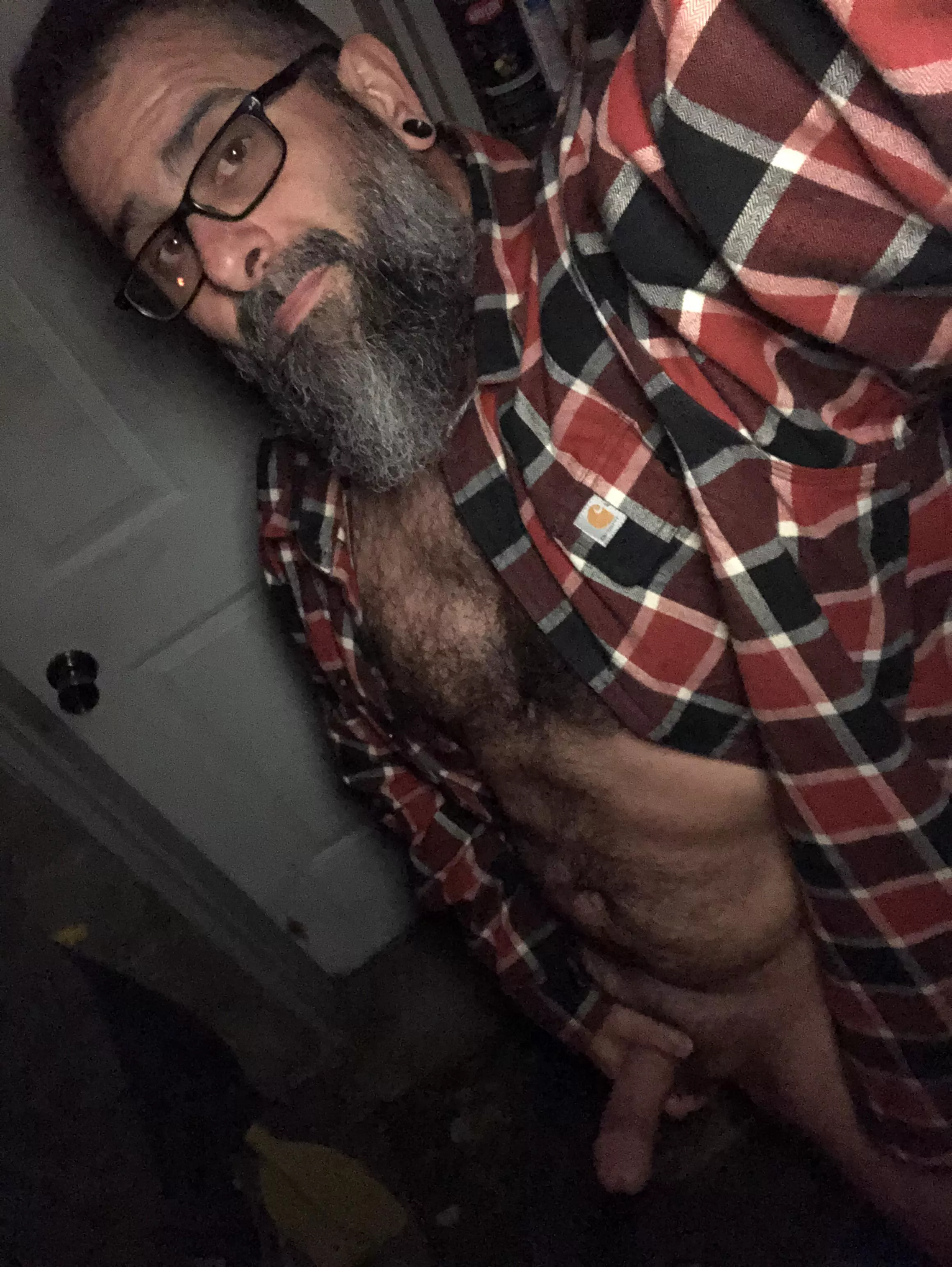 [47] Flannel season is my favorite season. I’m sure I have one you can borrow if you’d like to join me in the garage… posted by FrankRizzoxv