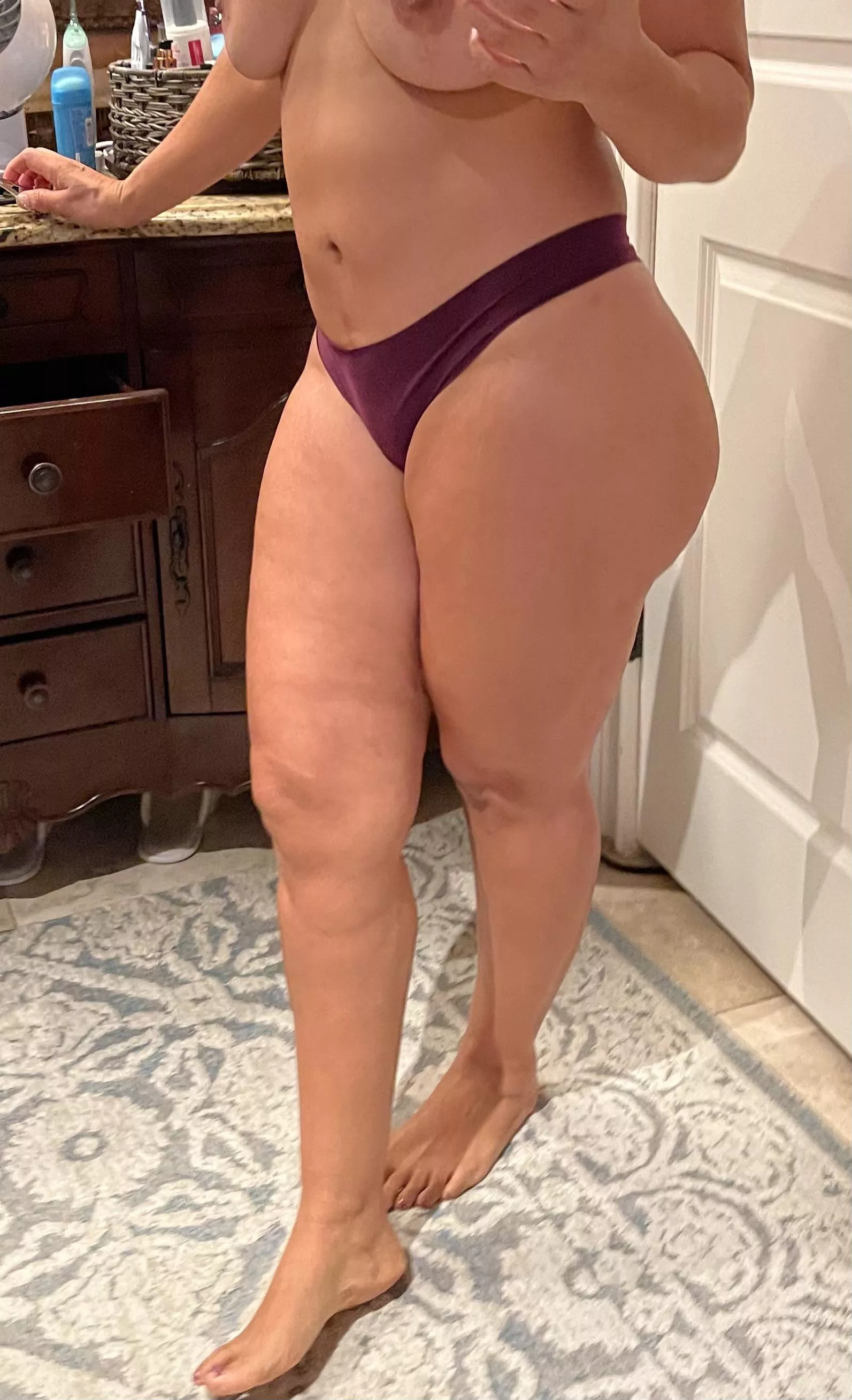 47 year old thick Latina milf of 2. Ready to own all of this? posted by Sexynalgonajade