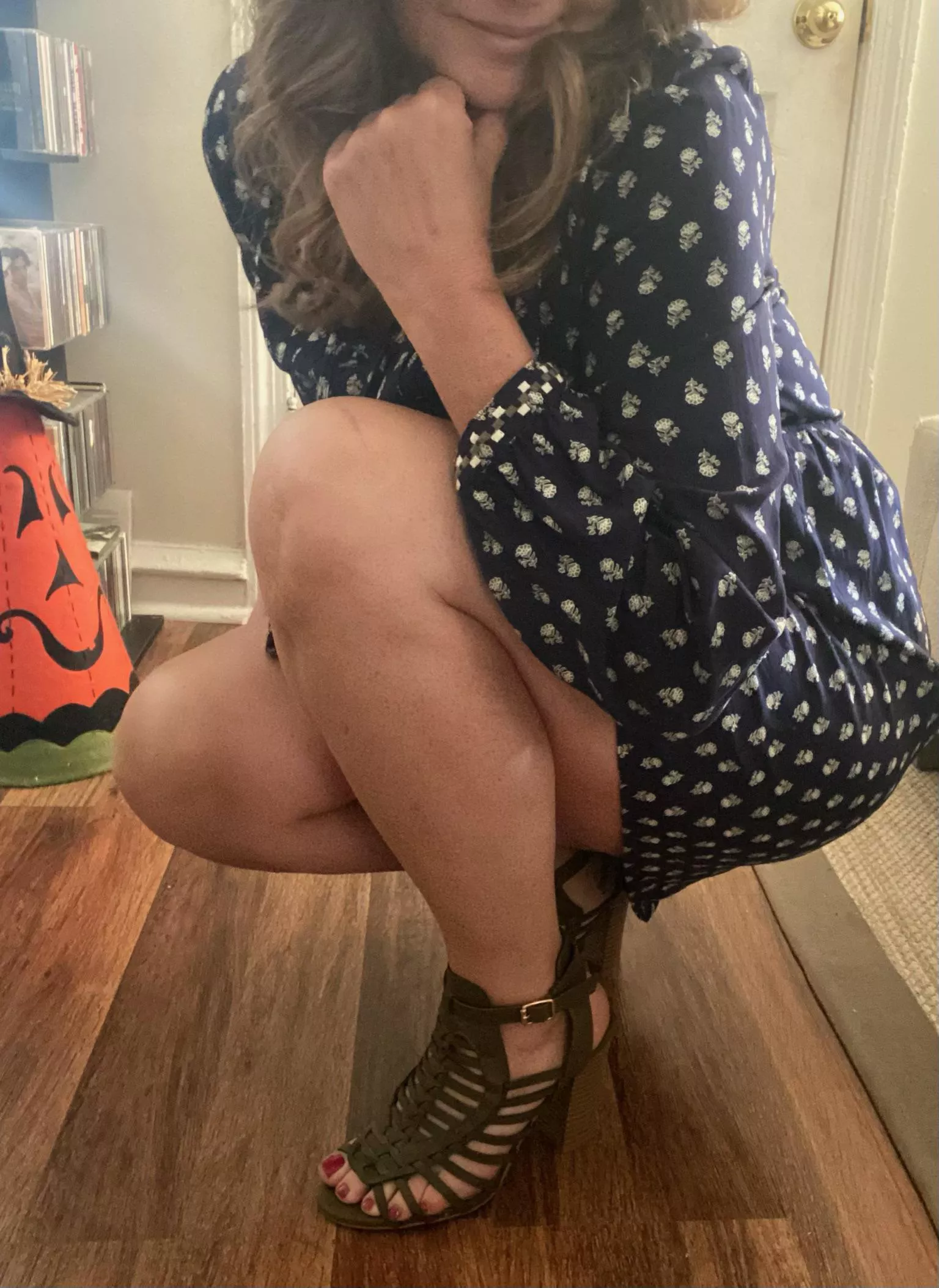 54yo Milf and Gilf posted by Lynnzertart1