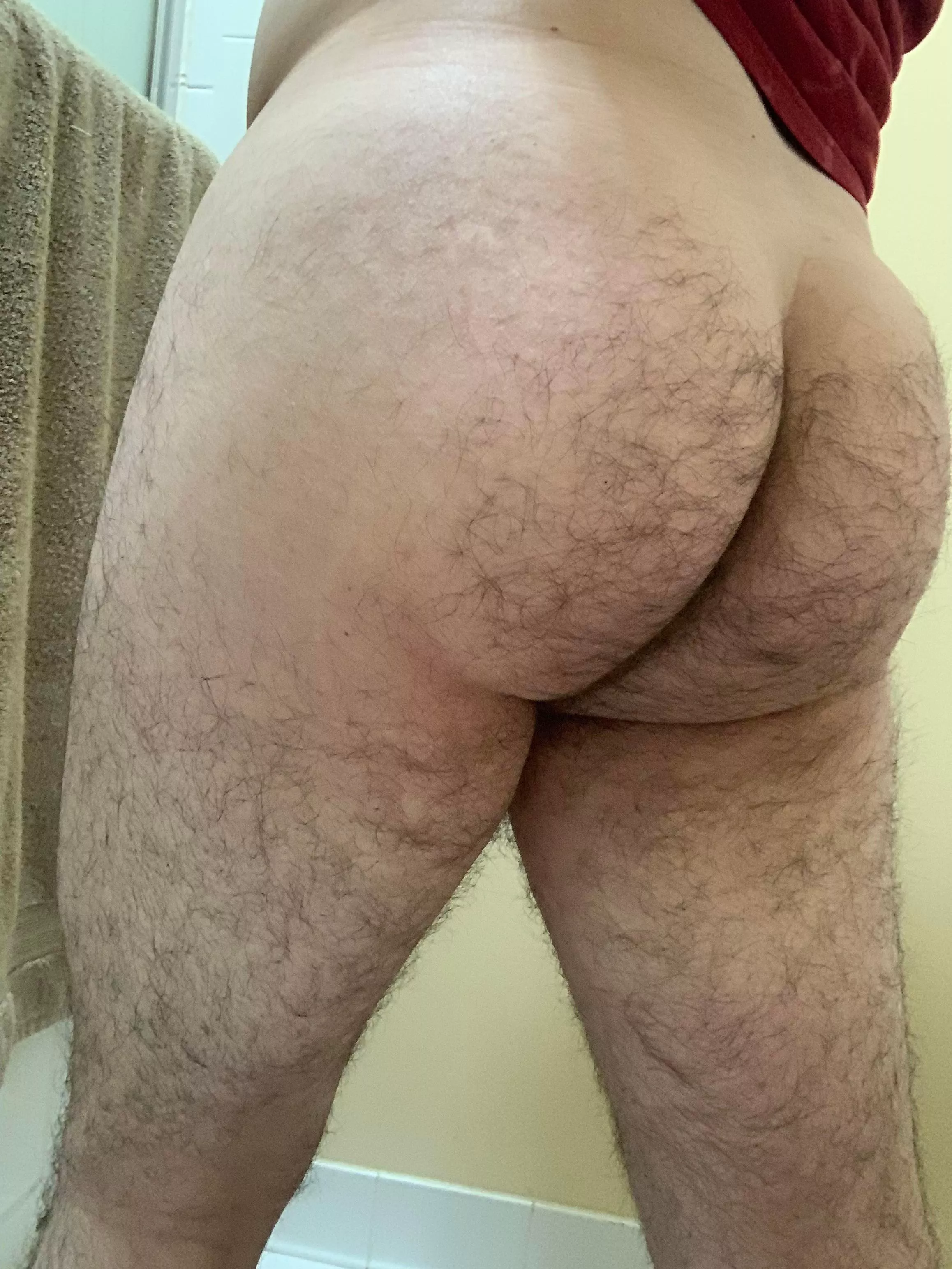 5’5 cub here posted by Exhibitionist821