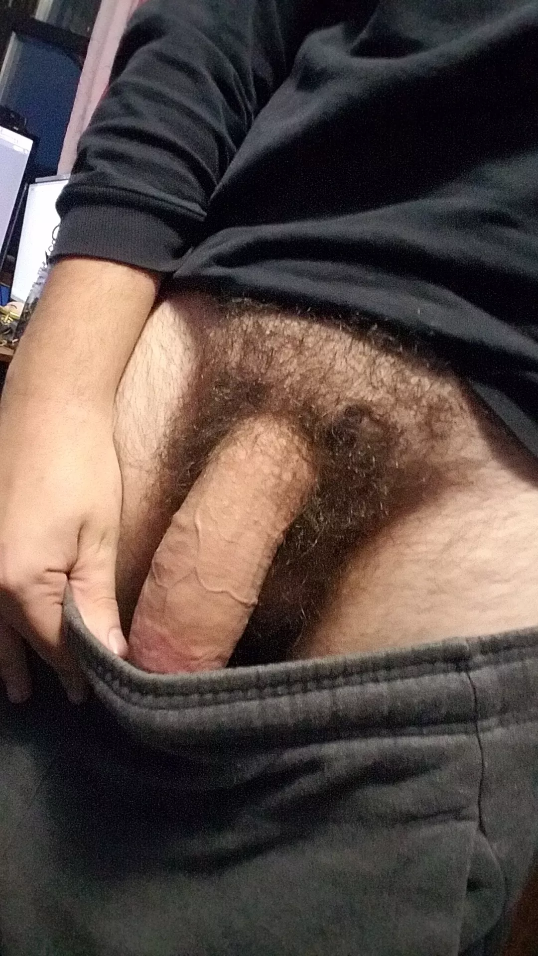 6 inches around. not the thickest ever but damn i feel good posted by hymen_hitman