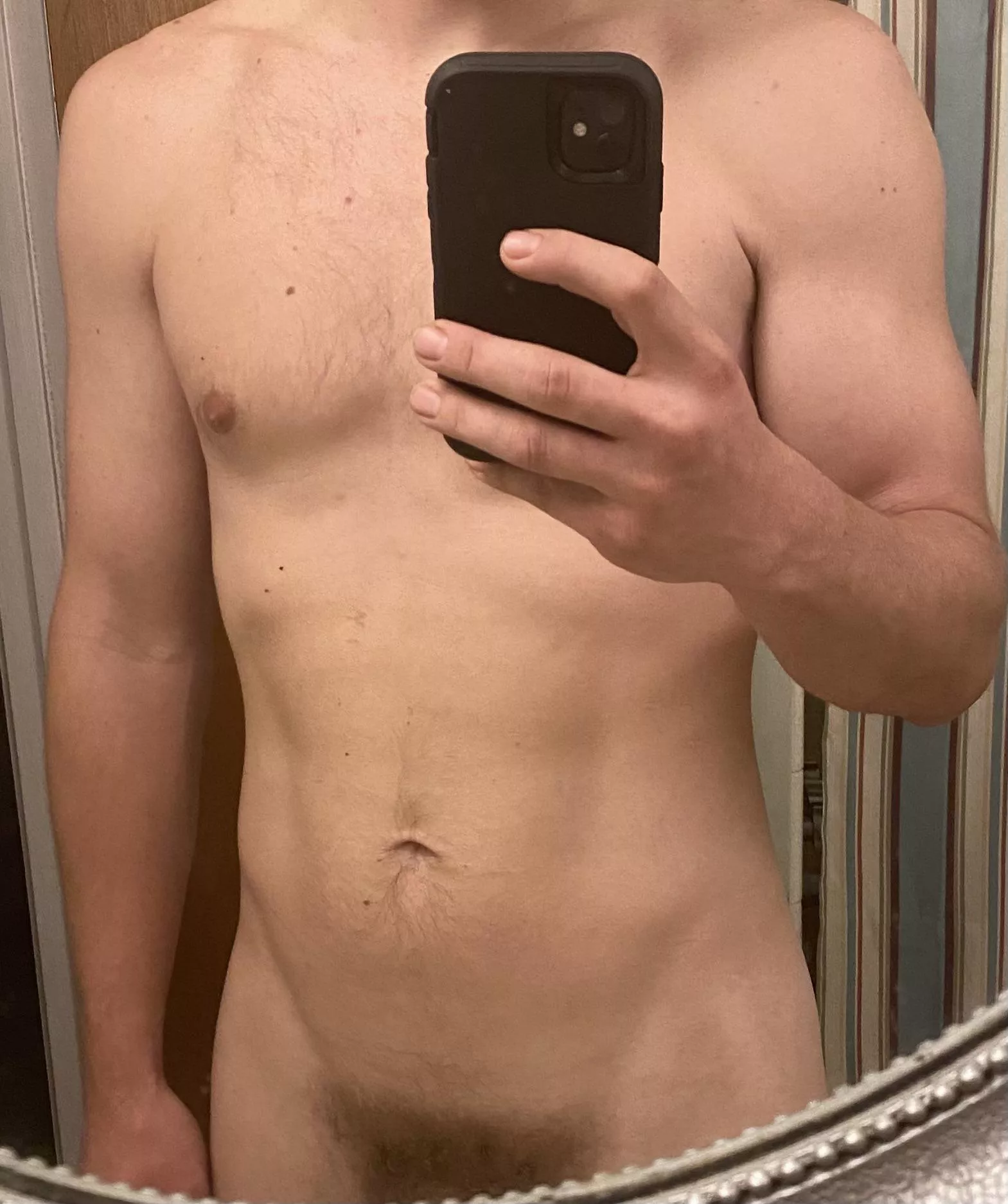 6’2” and not super hairy.. Do y’all think I’m an otter? posted by Pup-Cash