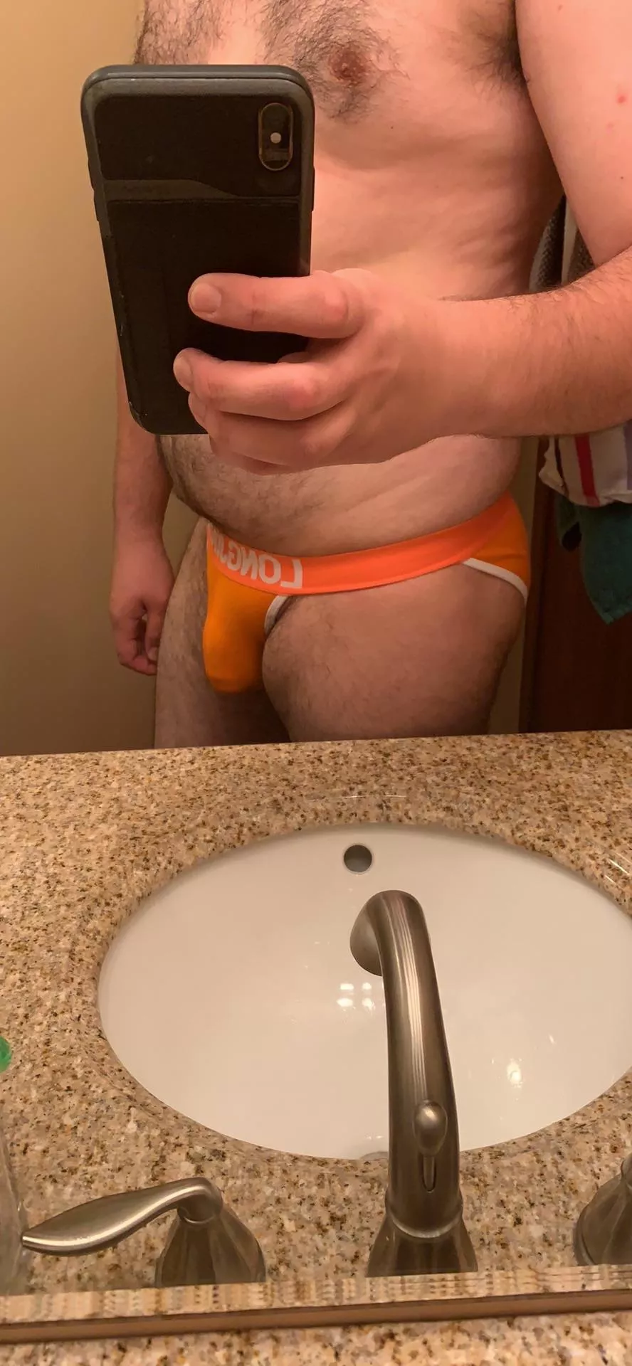 6â€™3 but trying to grow into my body posted by potatounit97