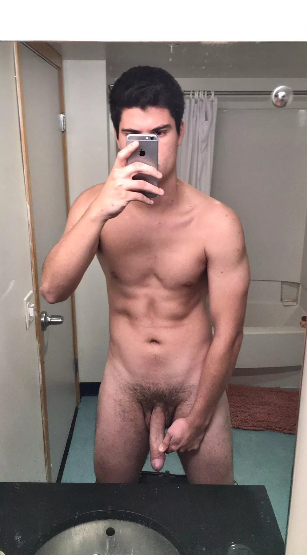 6’3 jock after a workout posted by hotguysix9