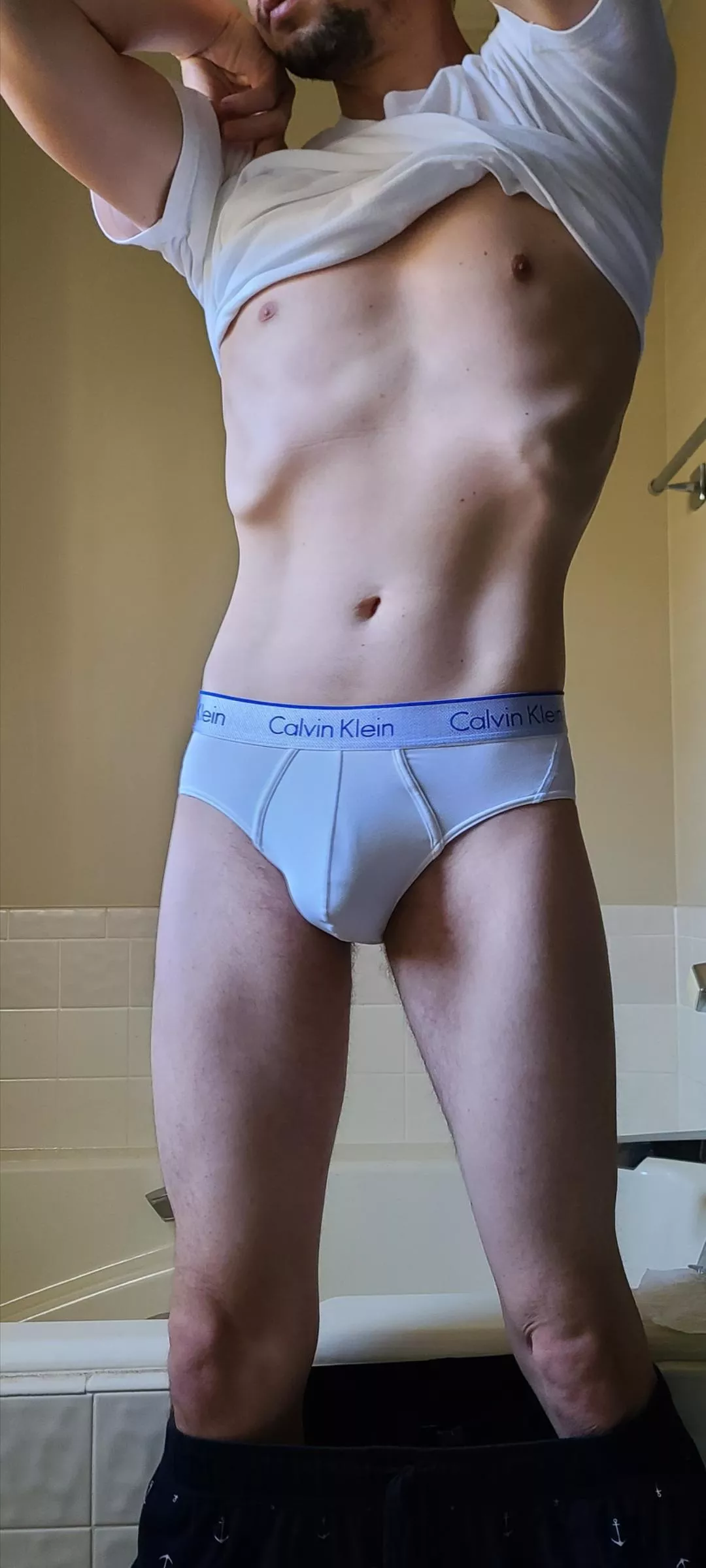 6'3 looks better in briefs posted by yellerstone